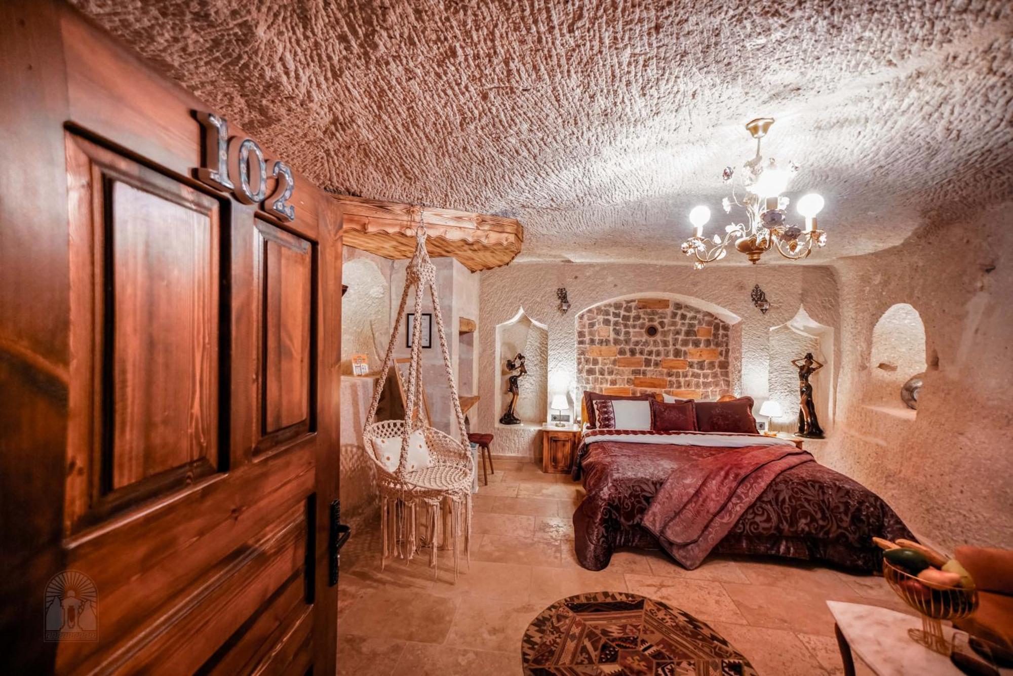 Bed & Breakfast Zeus Cave