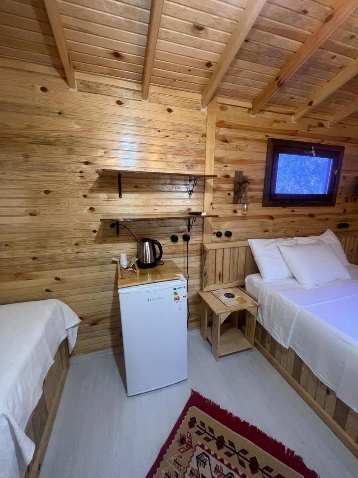 Hotel Vrasna *