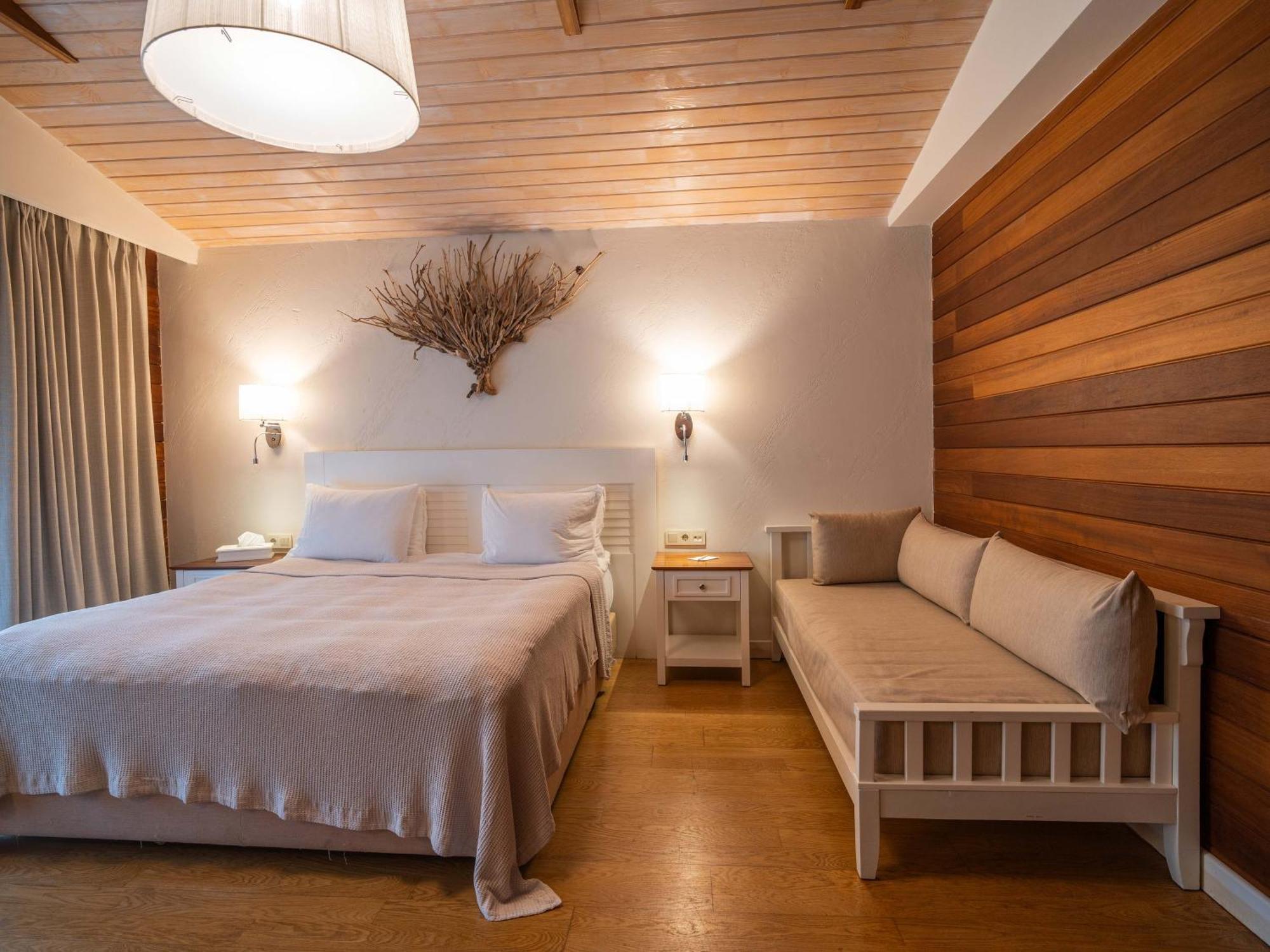 Kimera Lounge Boutique & 2*
