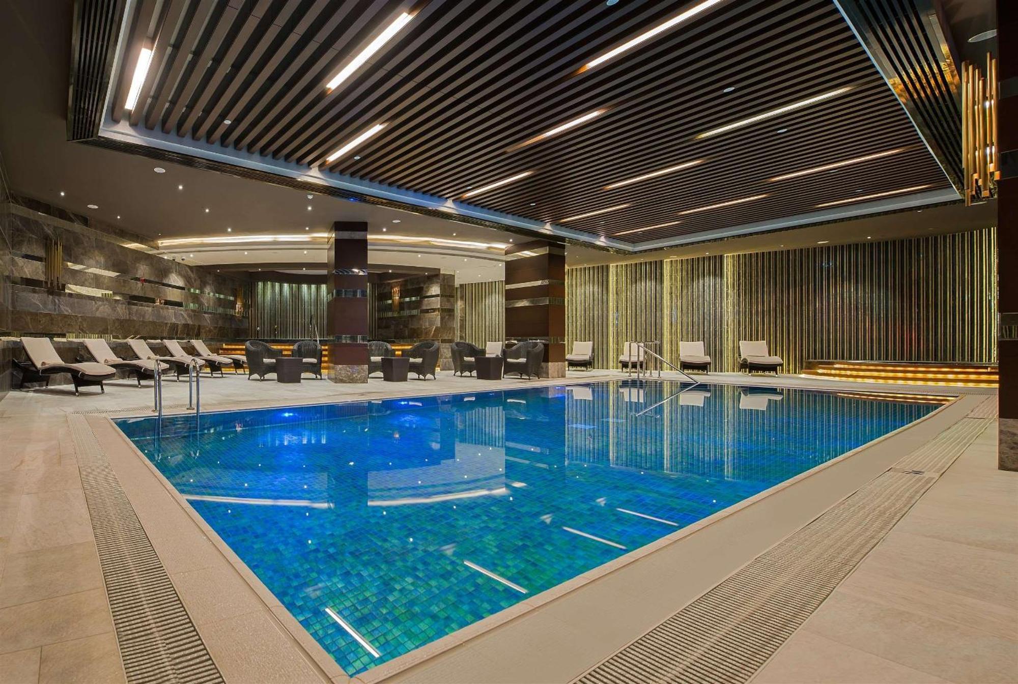 Hotel Hilton Kozyatagi 5*