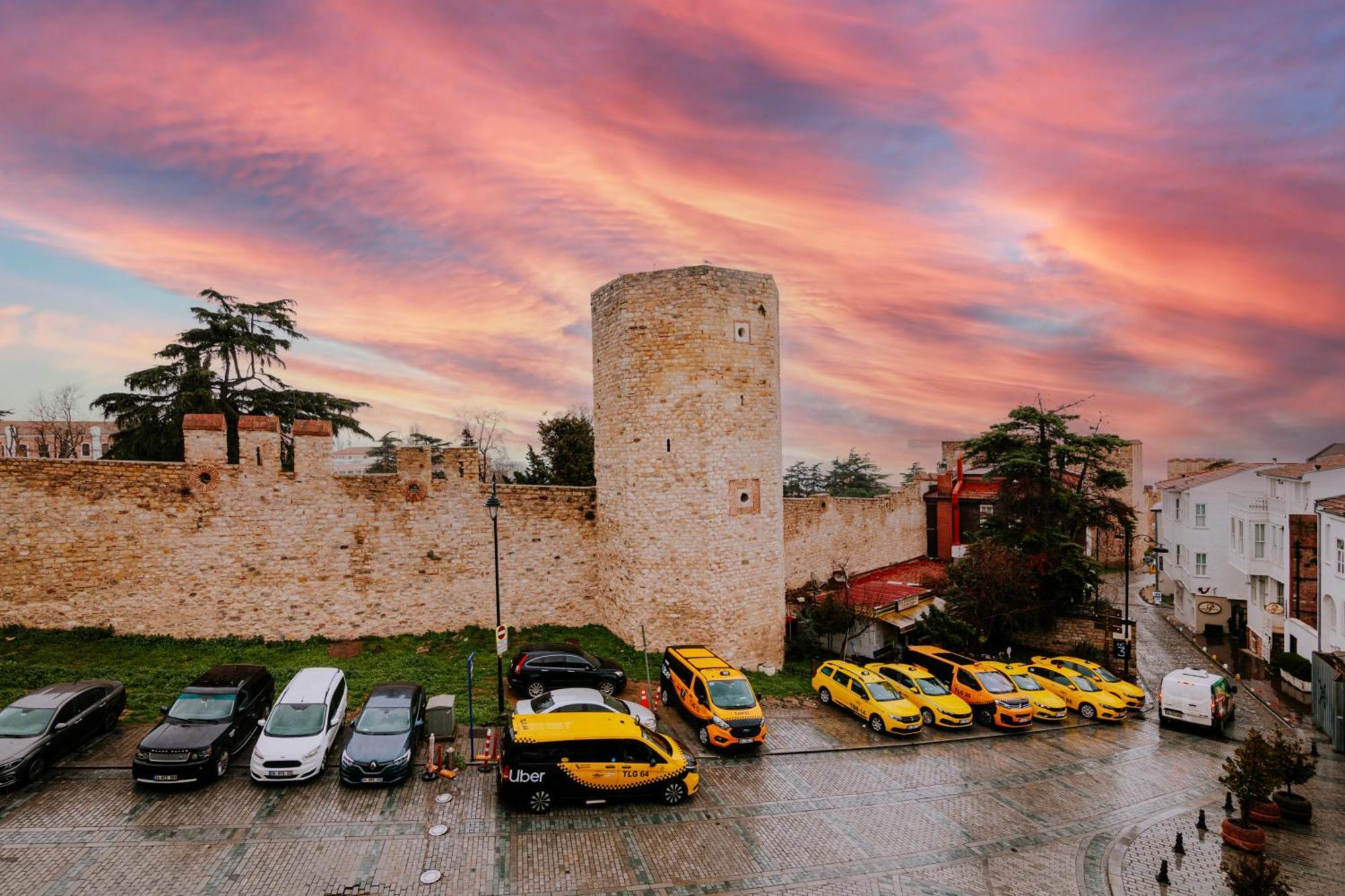 Joyway Sultanahmet 4*