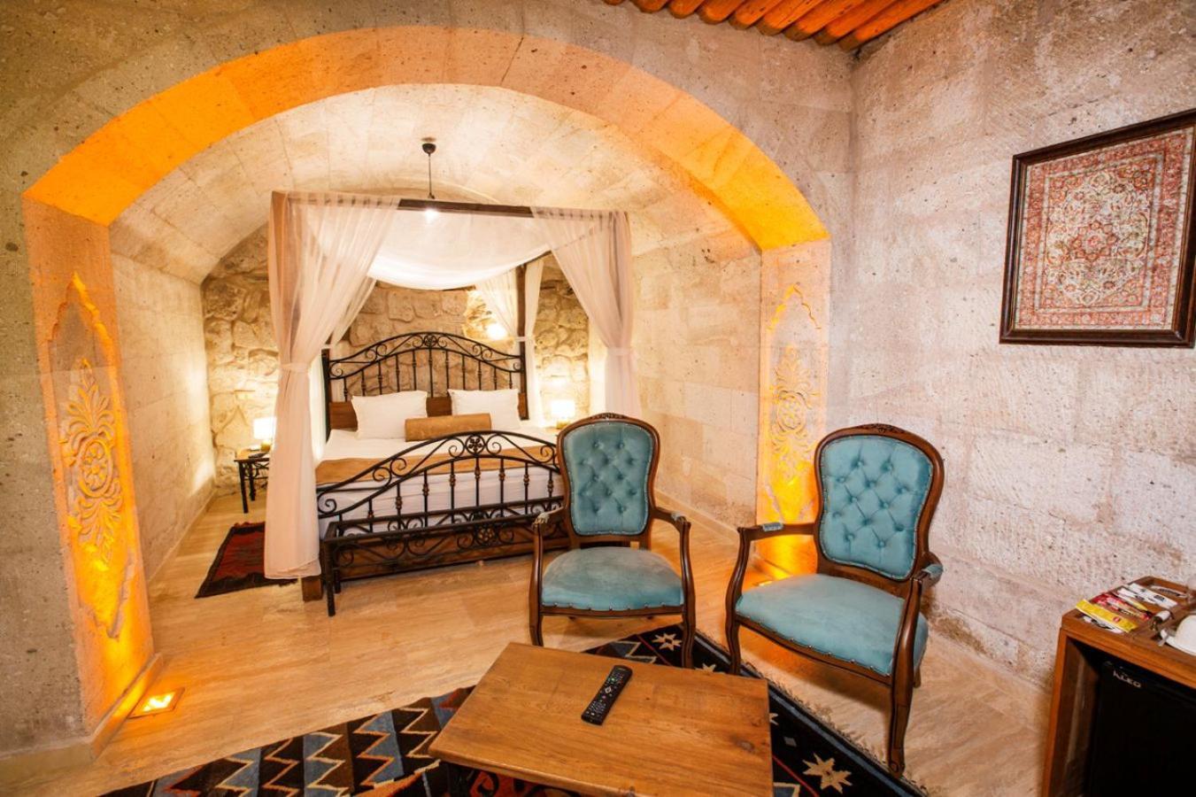 Hotel Caldera Cave & Restaurant