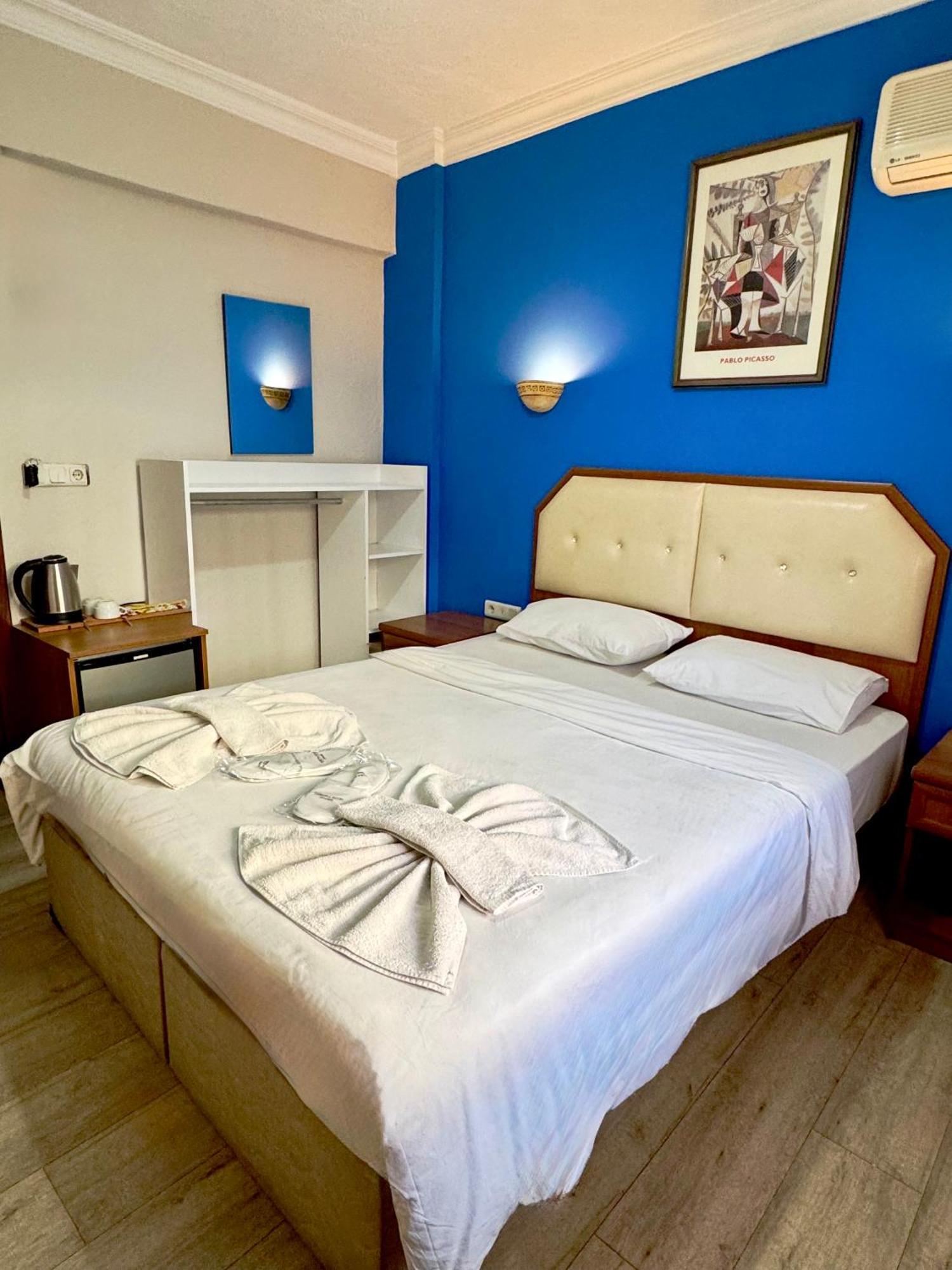 Rebetika & Bistro Selcuk