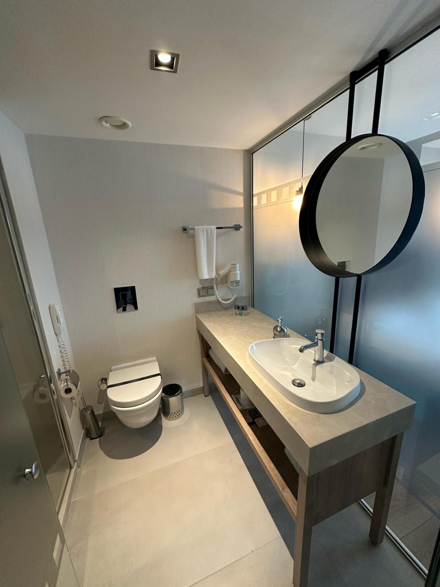 Sinema Hotel 3*