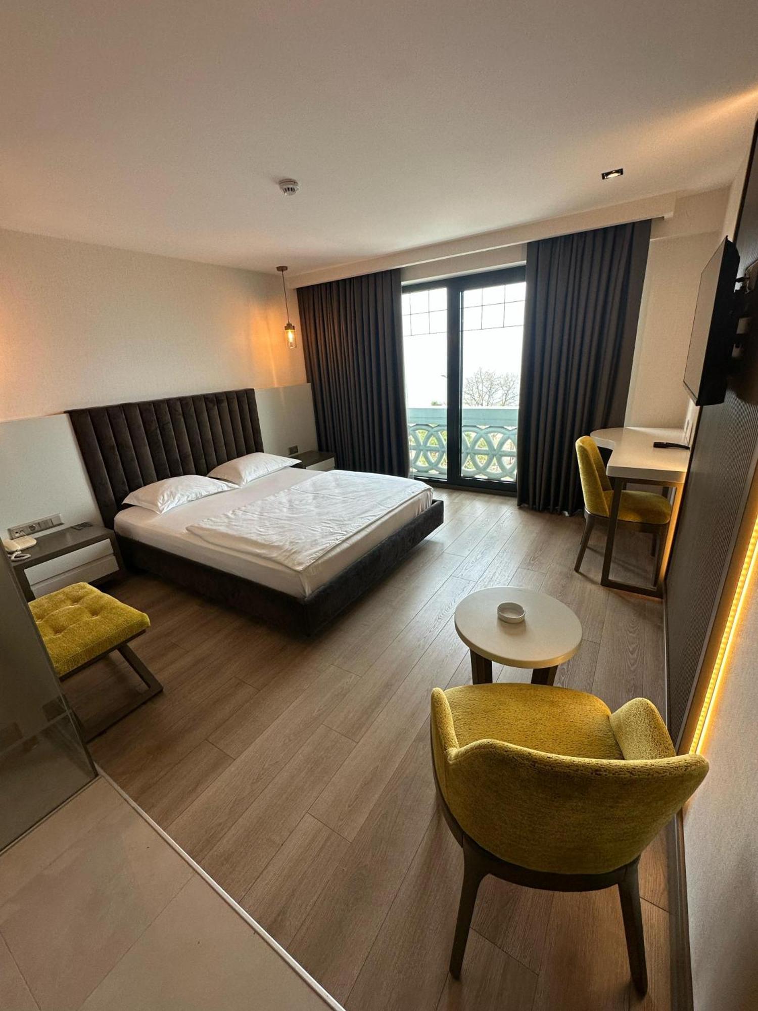 Hotel Sinema 3*