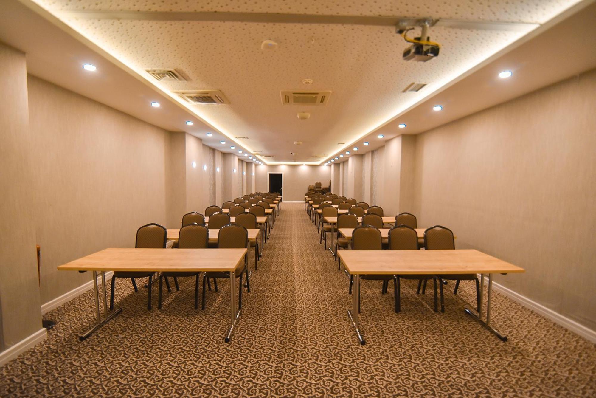 Royal Comfort Hotel 4*