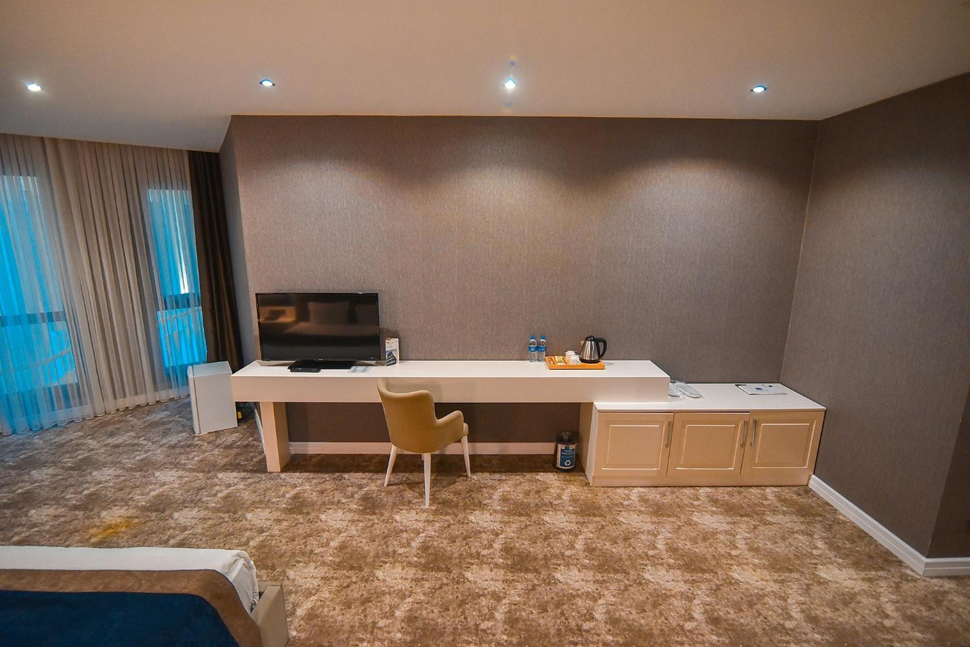 Hotel Royal Comfort 4*
