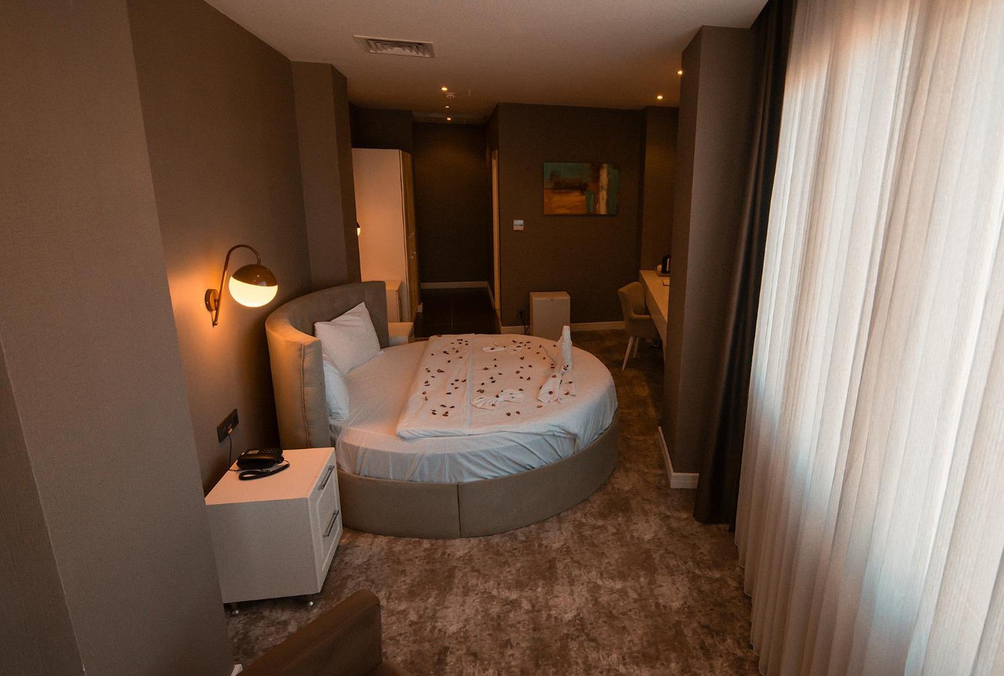 Royal Comfort Hotel Arakli