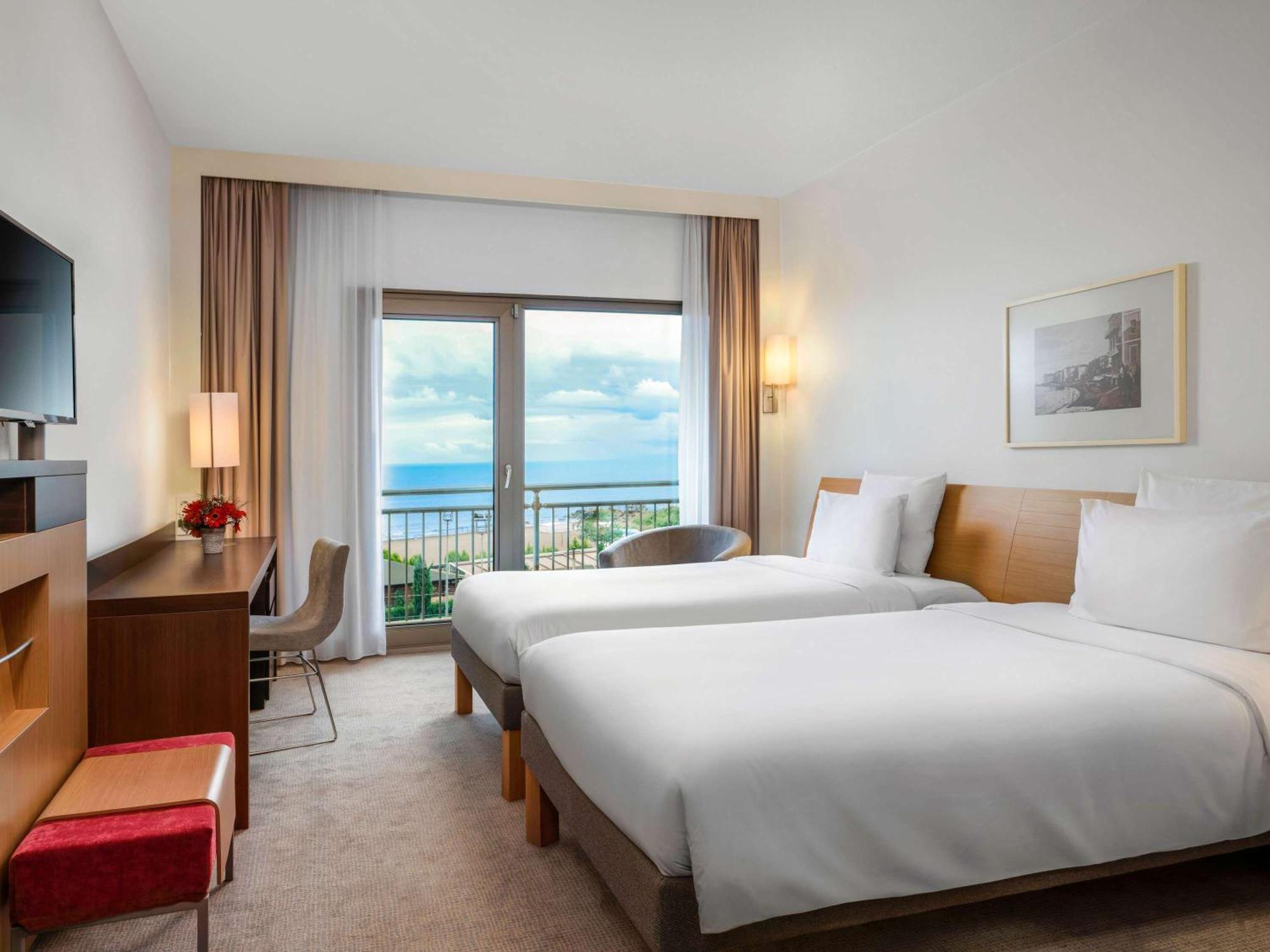 Novotel