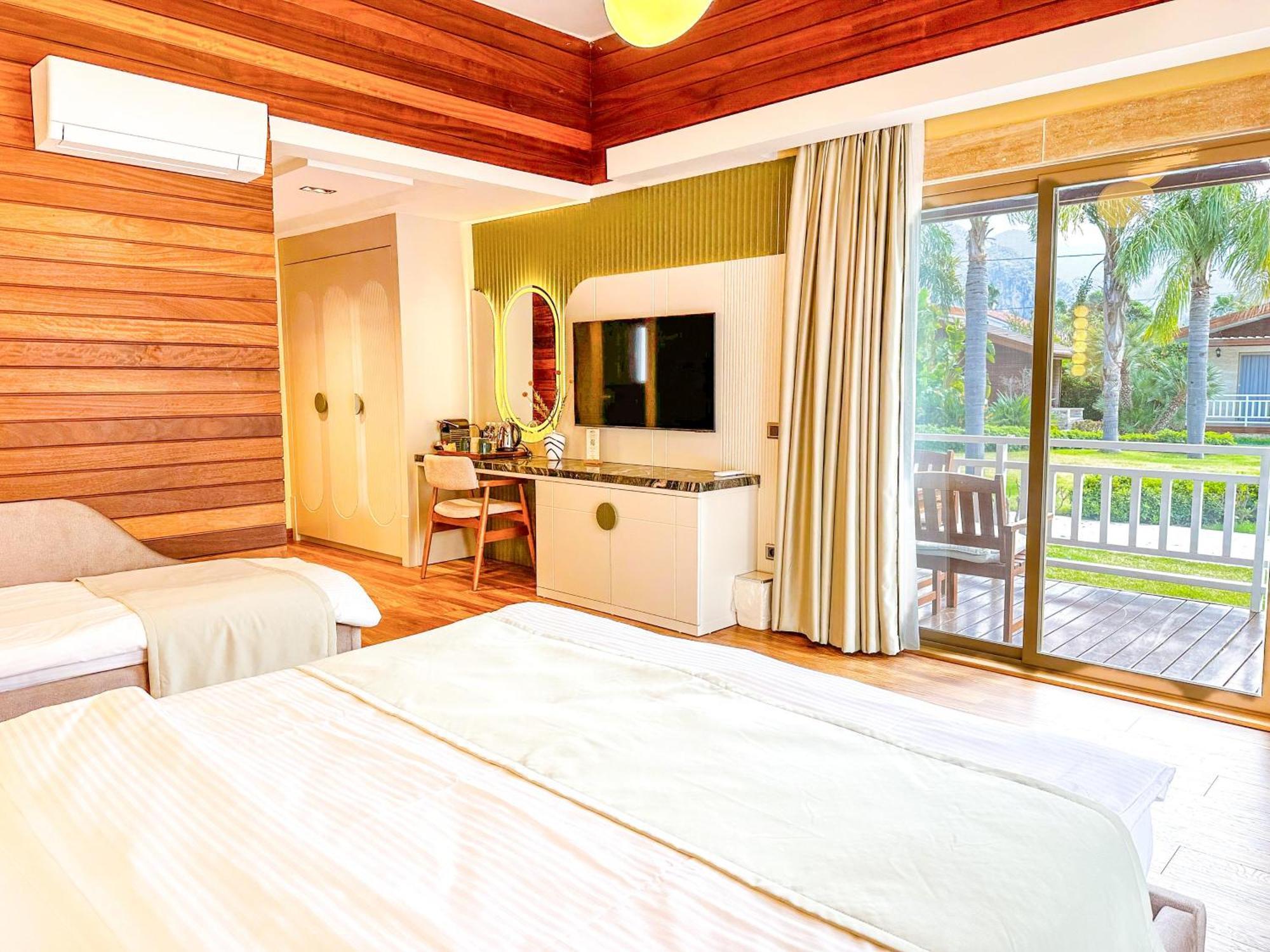 Hotel Hera