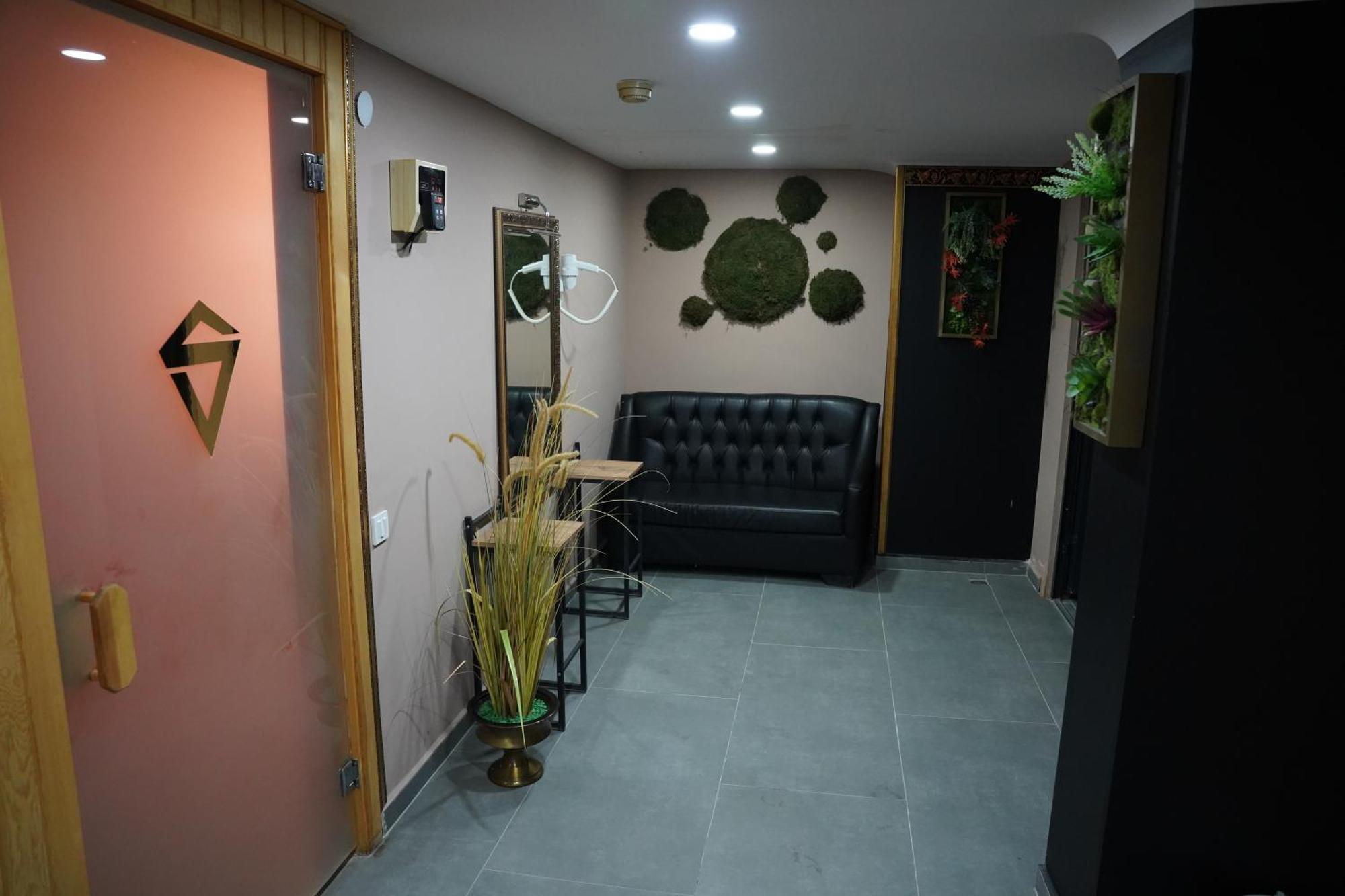 Hotel Safir 4*