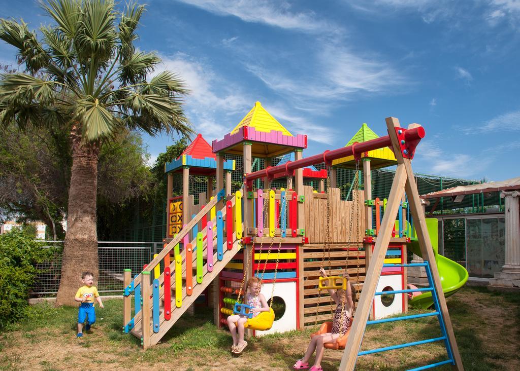 Esra And Family Hotel Didim