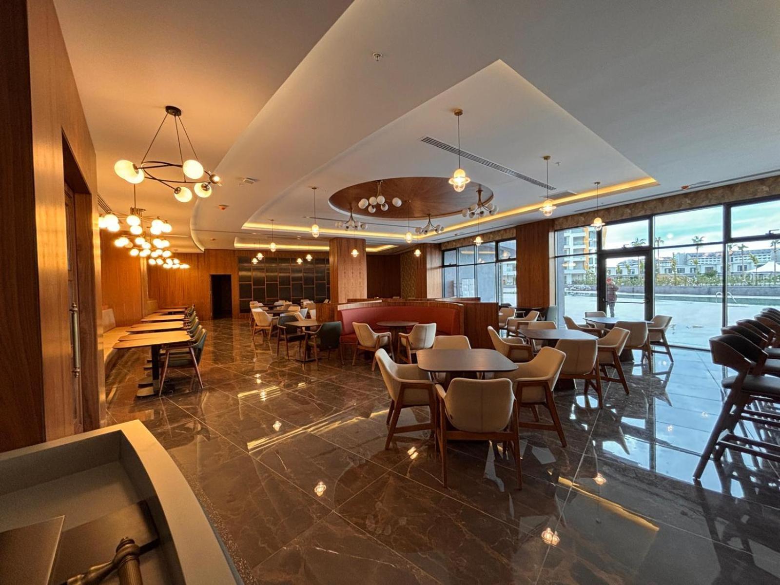 Wyndham Hotel