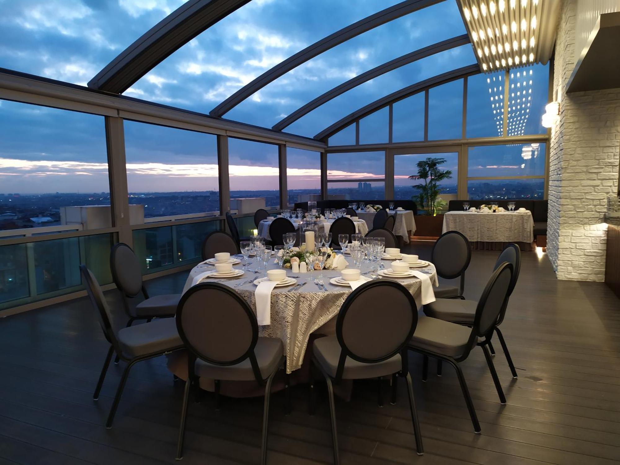 Hotel Ramada Encore Bayrampasa 4*