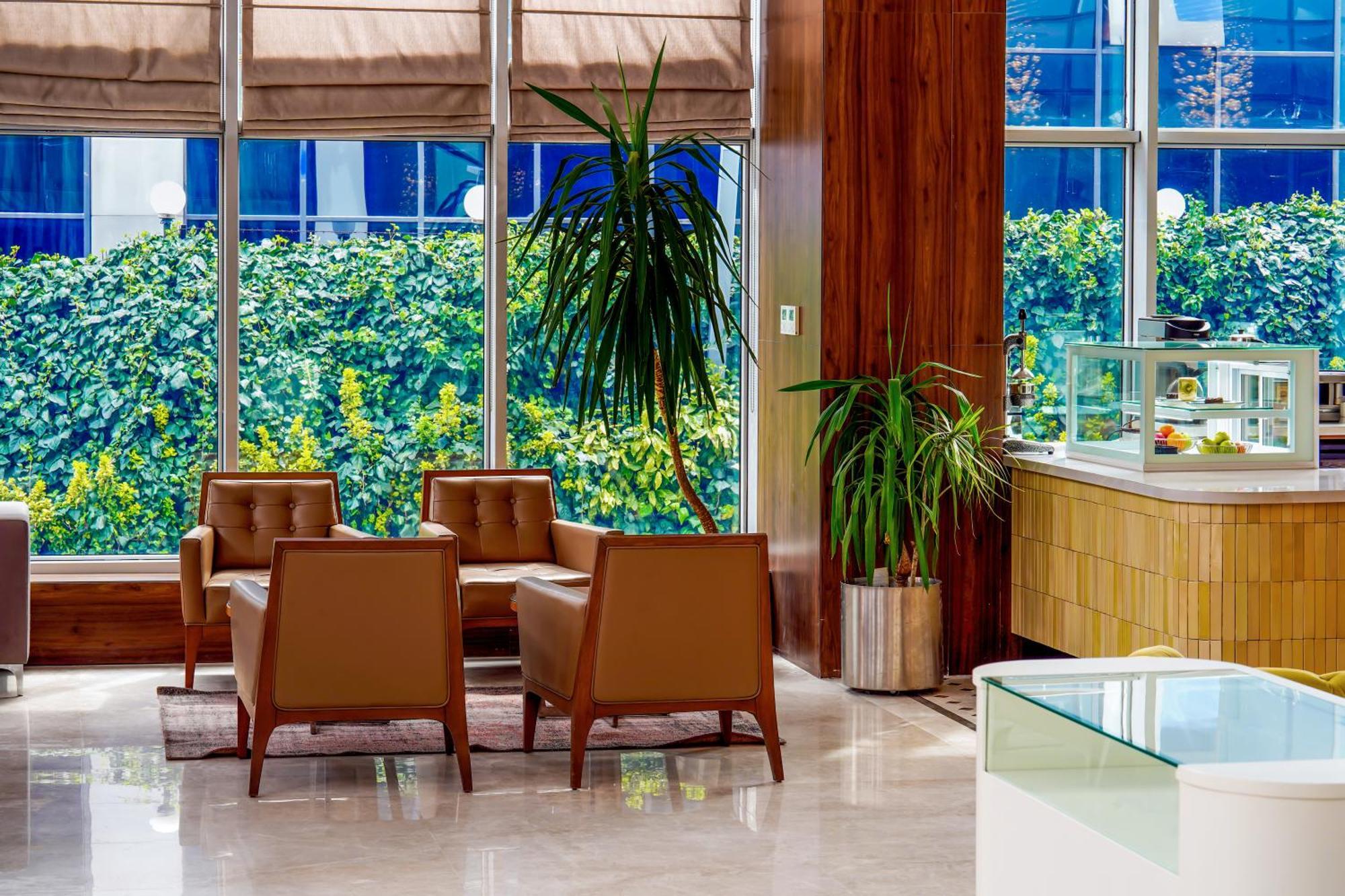 Hotel Ramada Encore Bayrampasa 4*