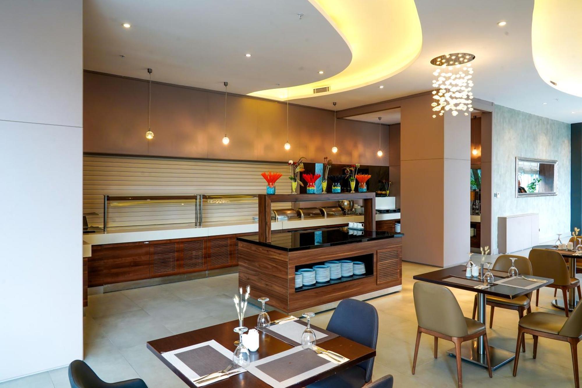 Ramada Encore Bayrampasa 4* Istanbul