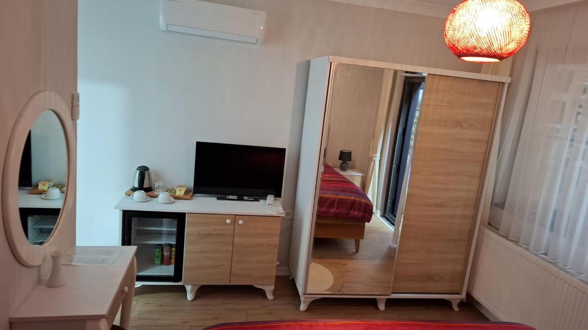 Dusler Vadisi Kazdaglari Hotel Edremit (Balikesir)