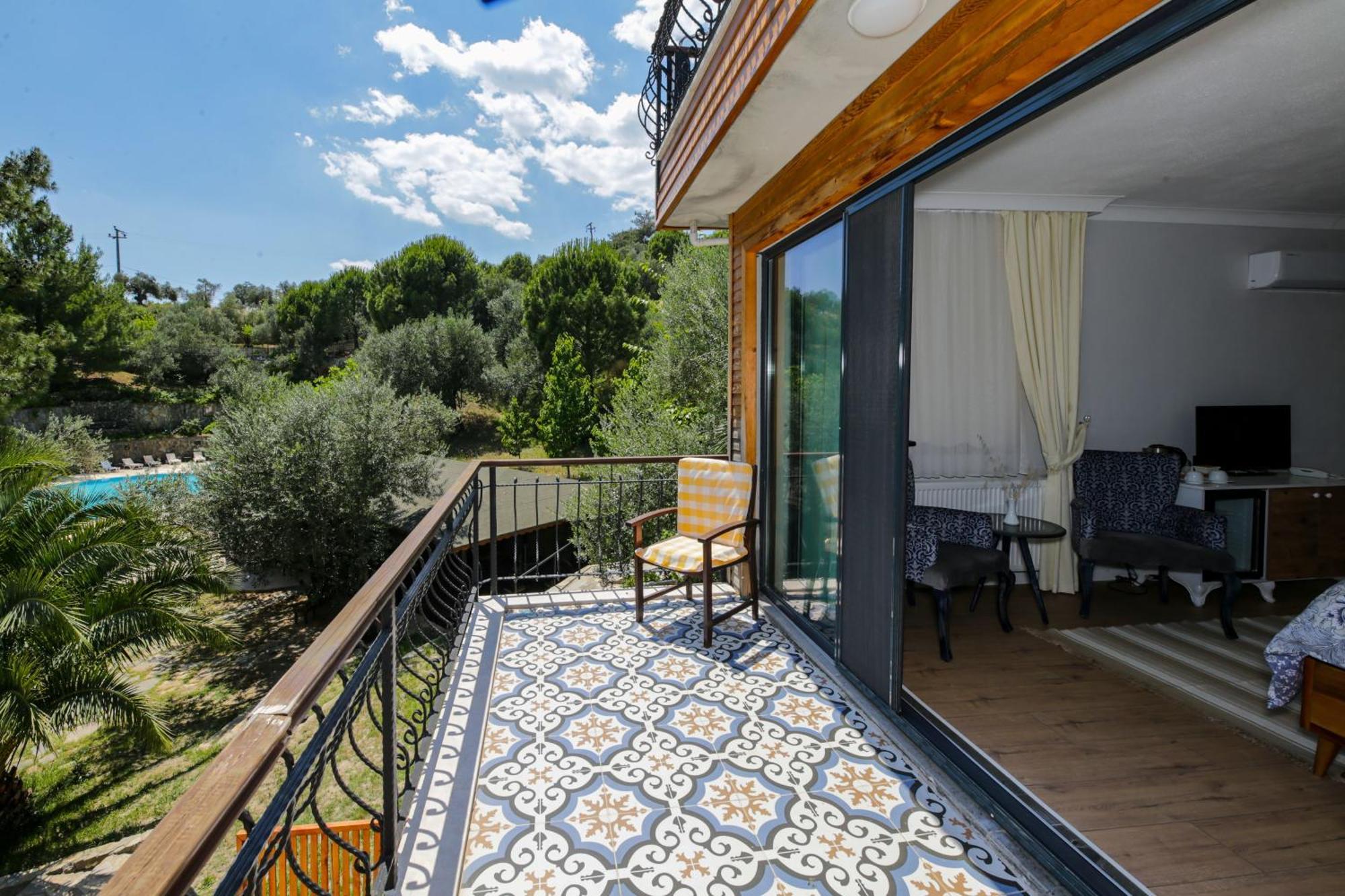 Hotel Dusler Vadisi Kazdaglari Edremit (Balikesir)
