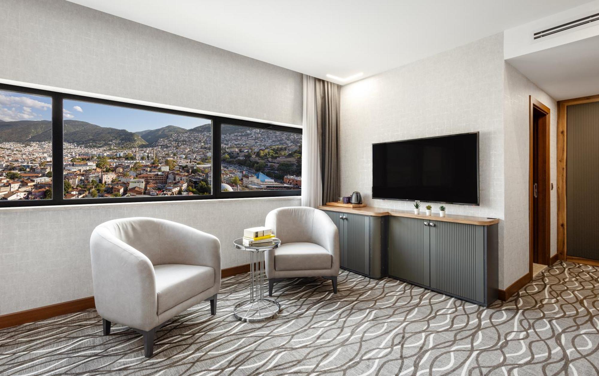 Lilium & Hotel 4*