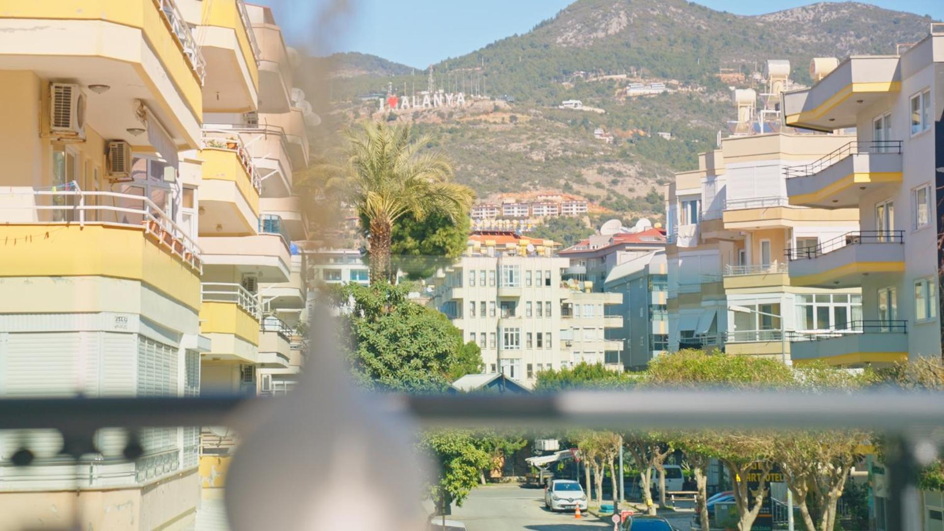 Luxury In The Center Of 100m To The Sea Apartment *