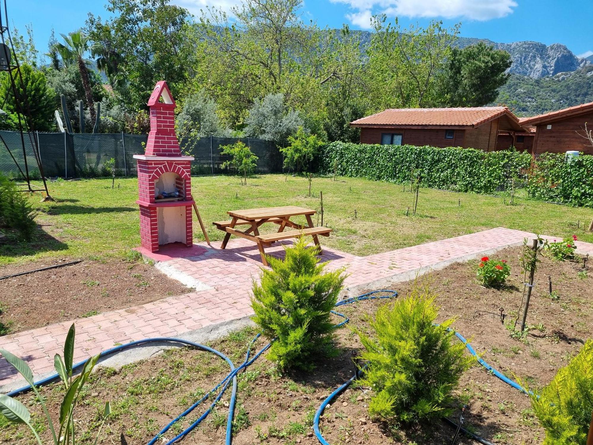 Ugur Guest house *