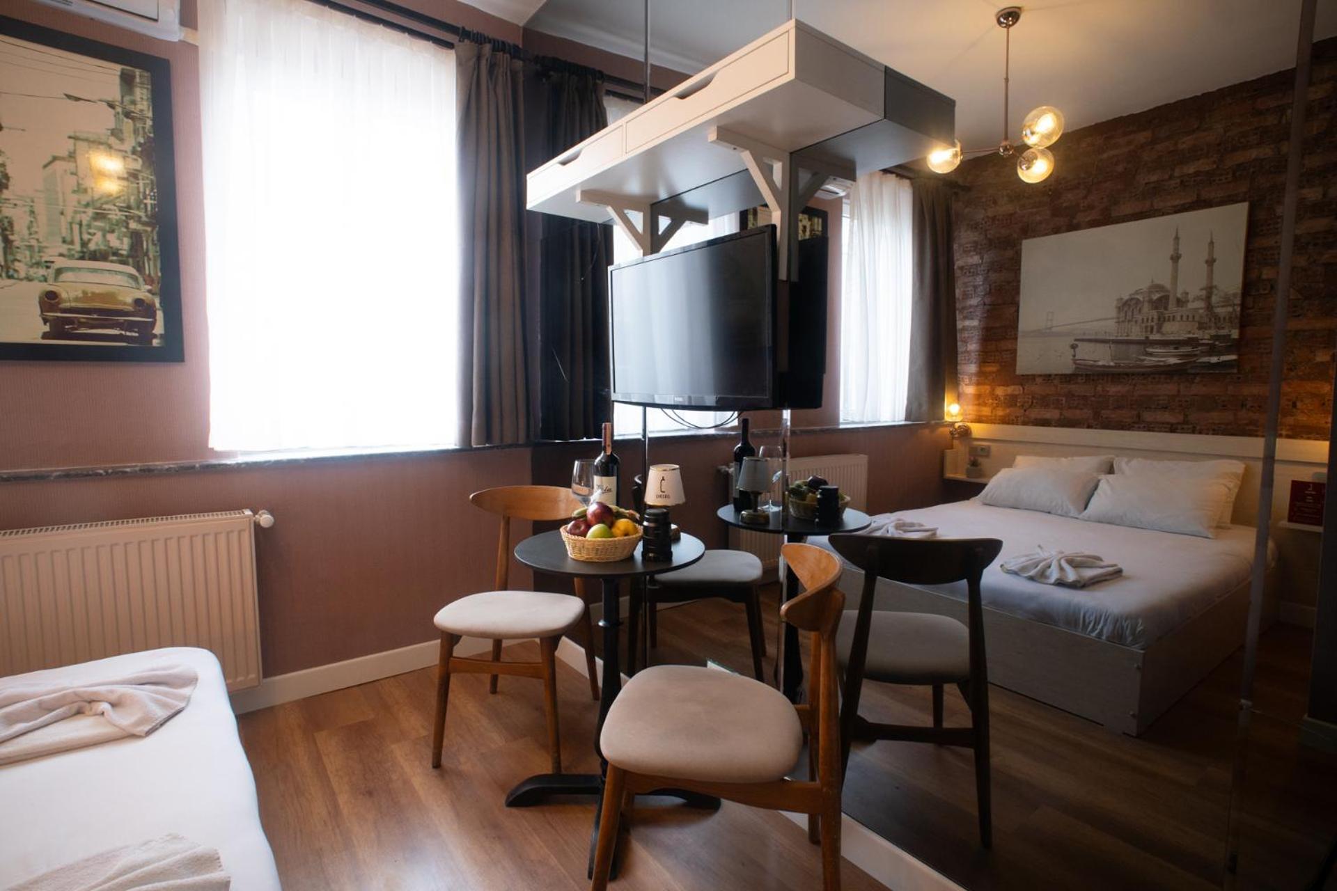 Cheers Porthouse Hotel 3*