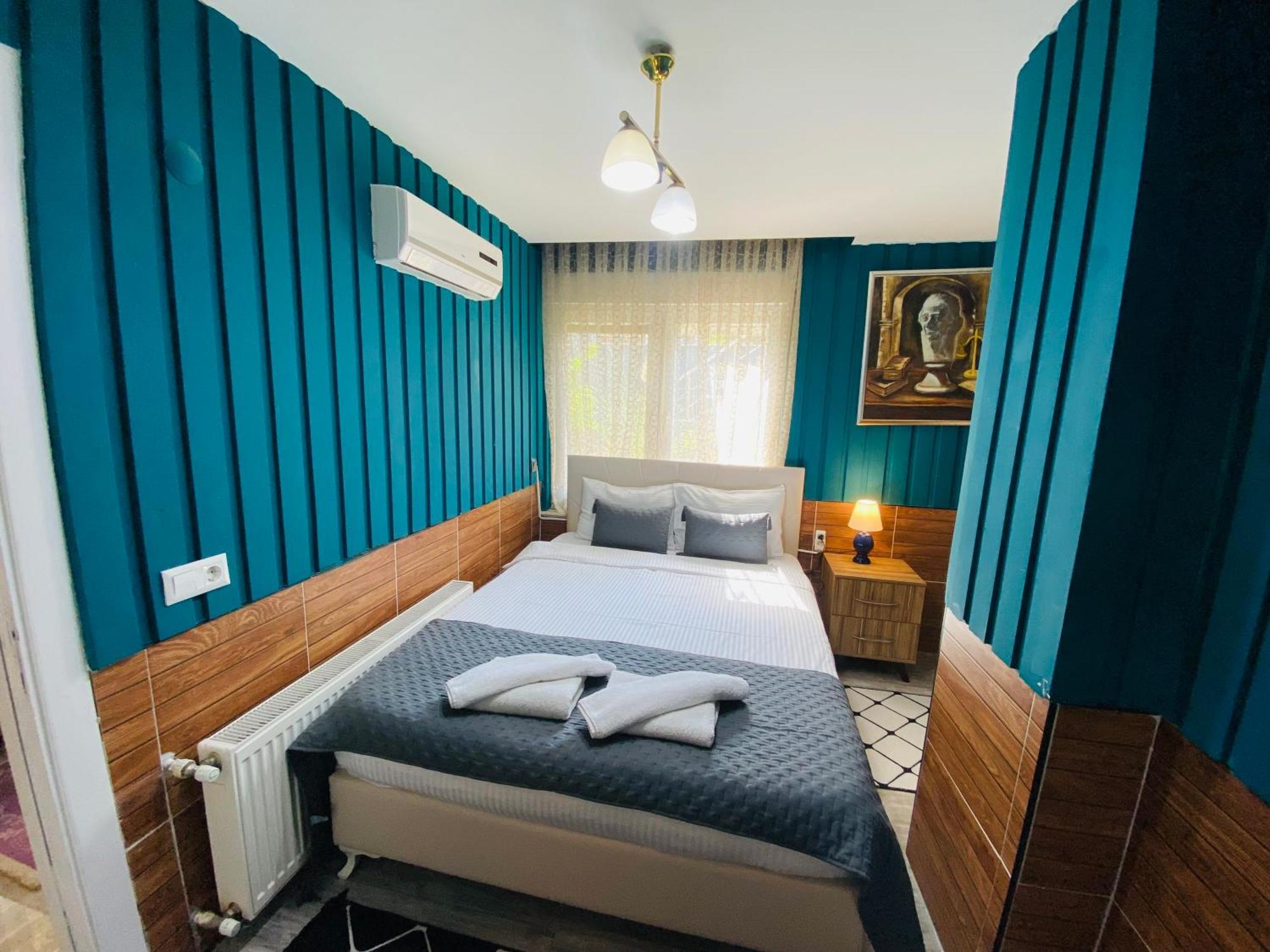 Aparthotel Royal Loft 4*