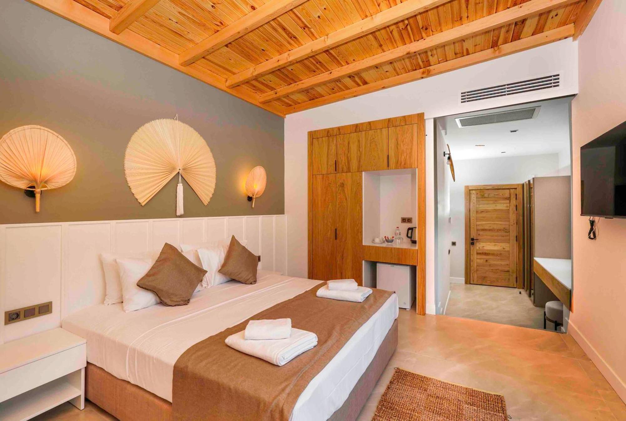 Likya Gardens Bed & Breakfast *
