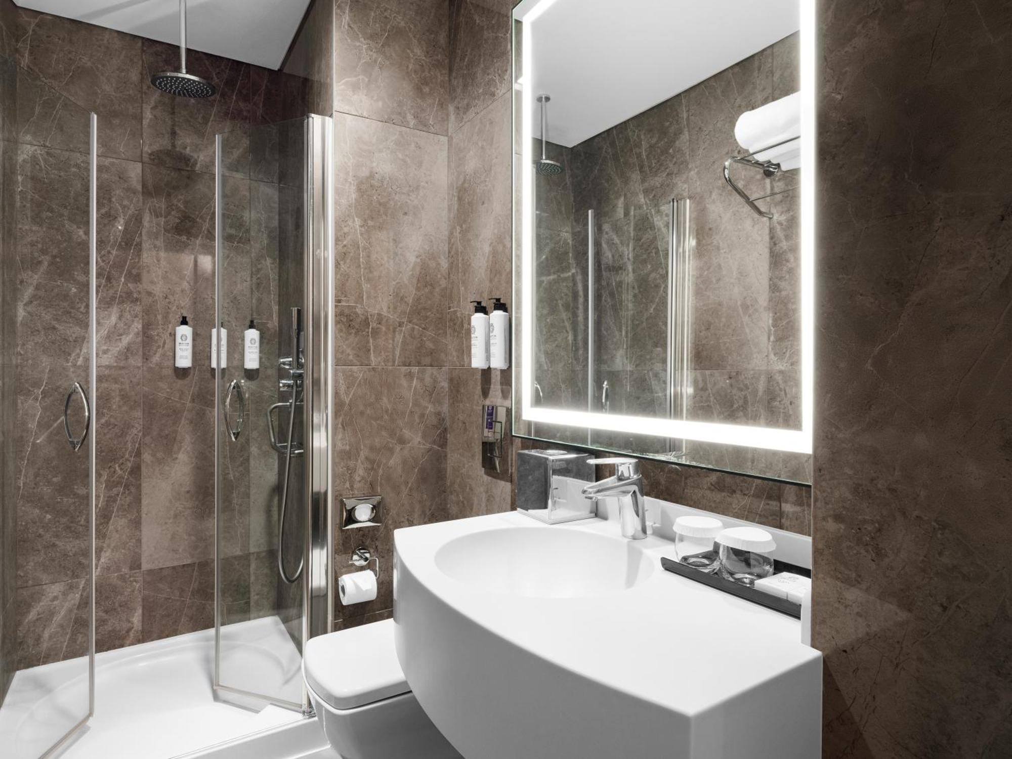 Selectum Atasehir Hotel 5*