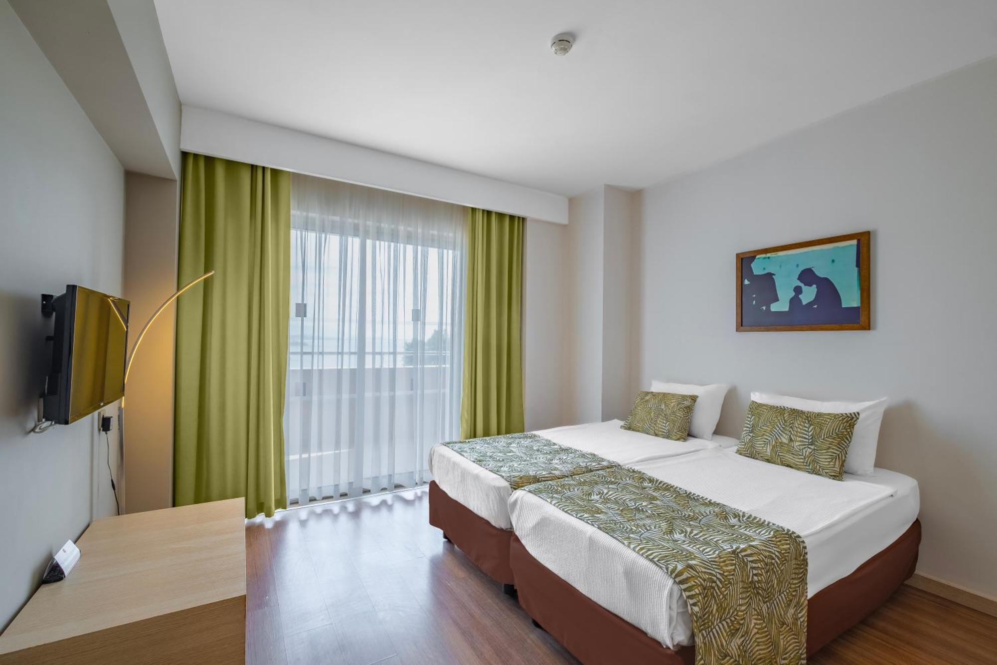 Hotel A Good Life Utopia Family 5*