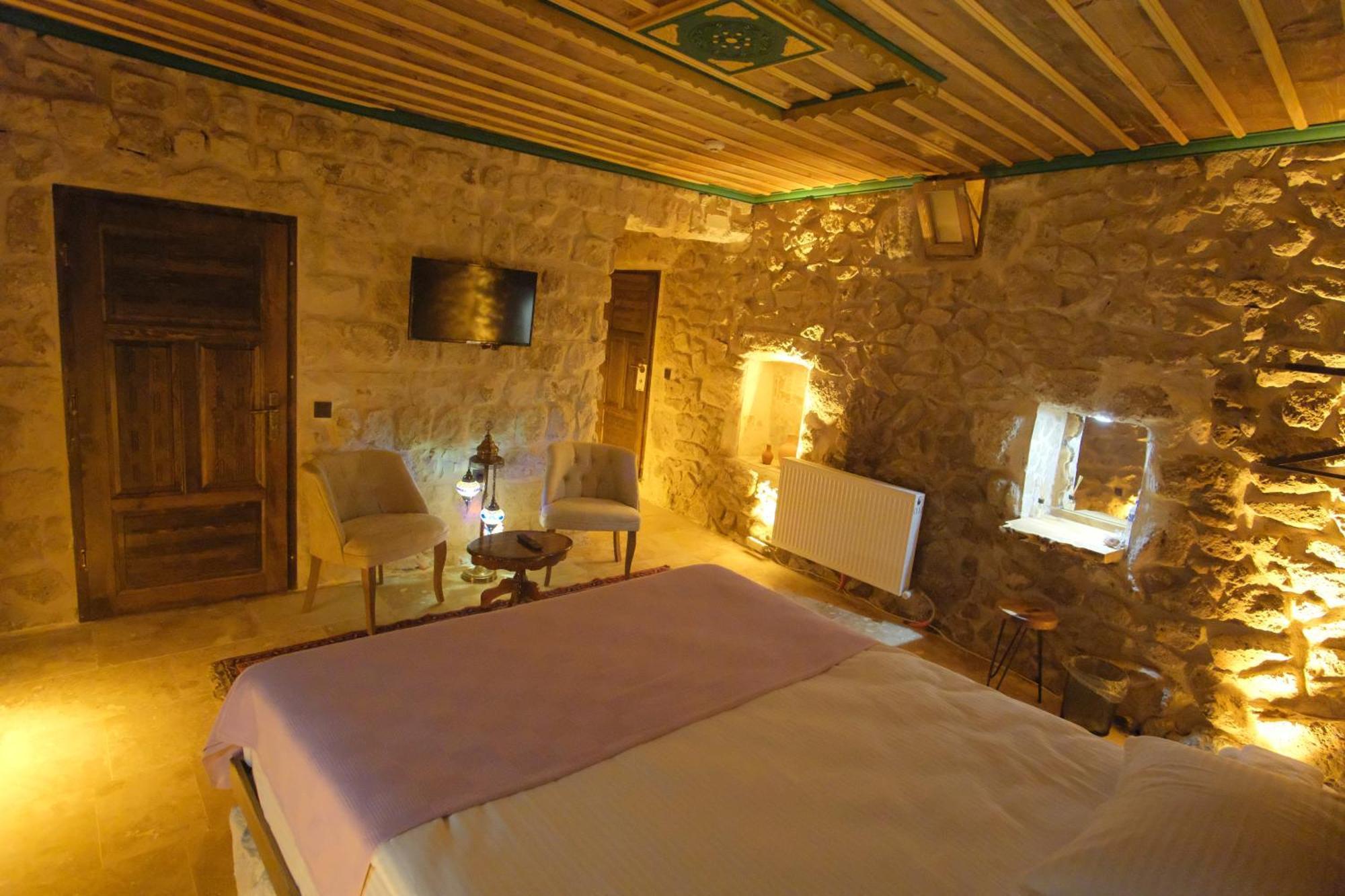 Hotel Euphoria Cave House Nar