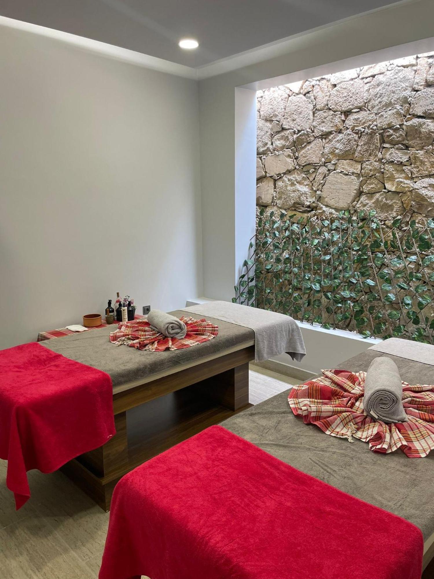 Celik Thermal & Hotel