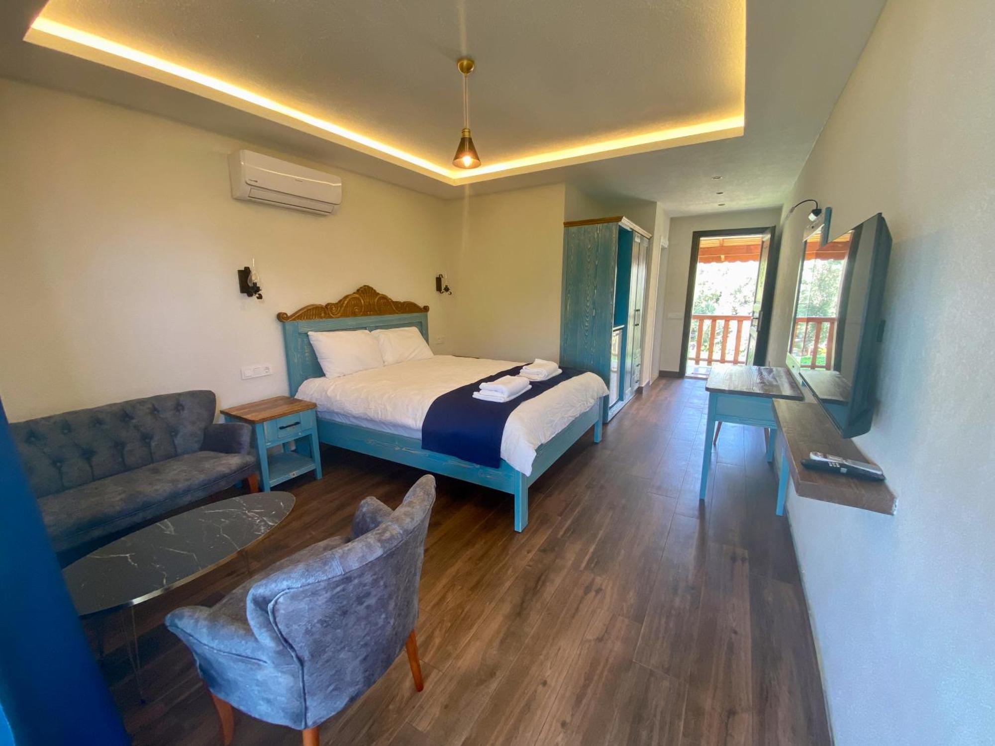 Ekin Resort *