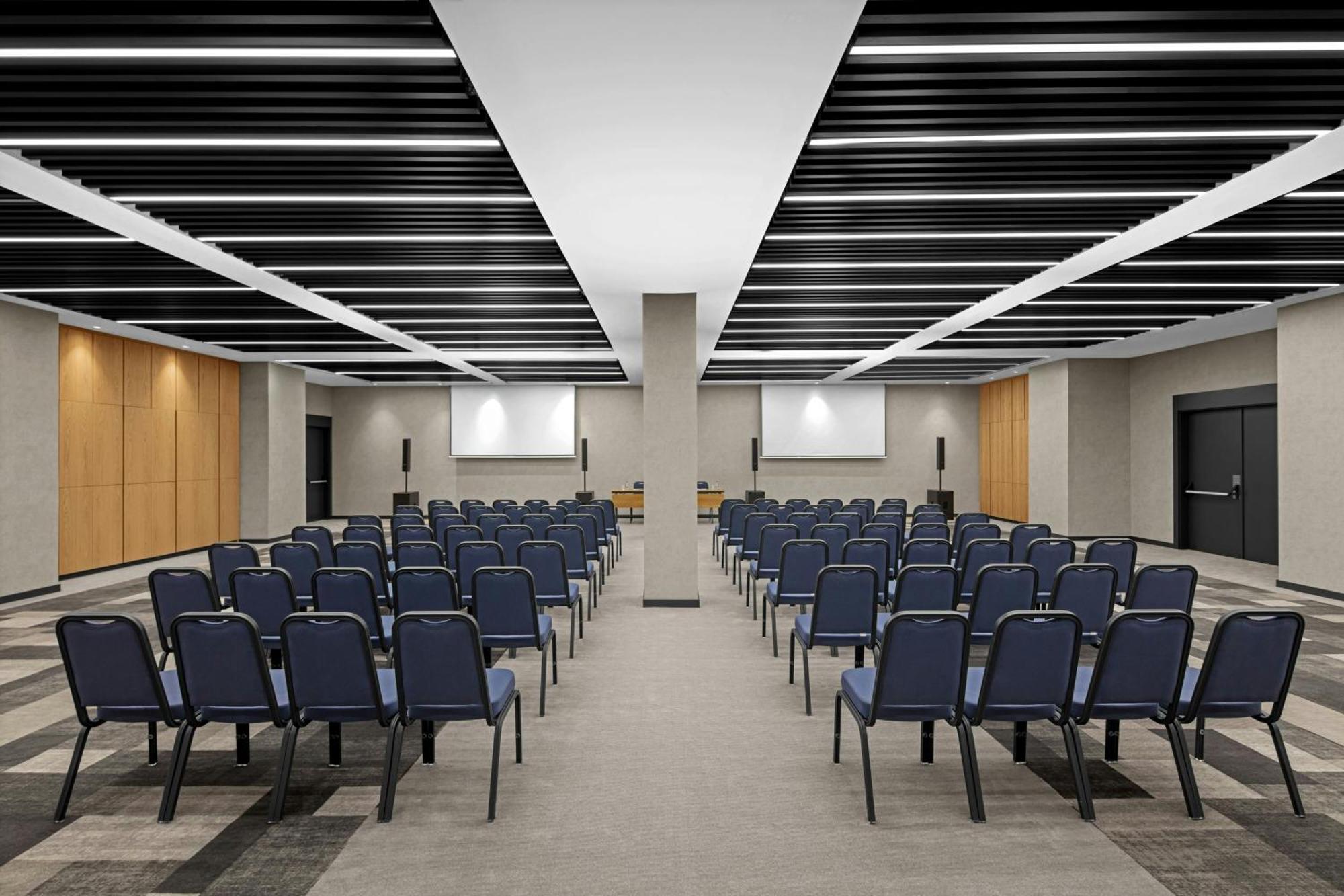 Four Points By Sheraton Pendik *