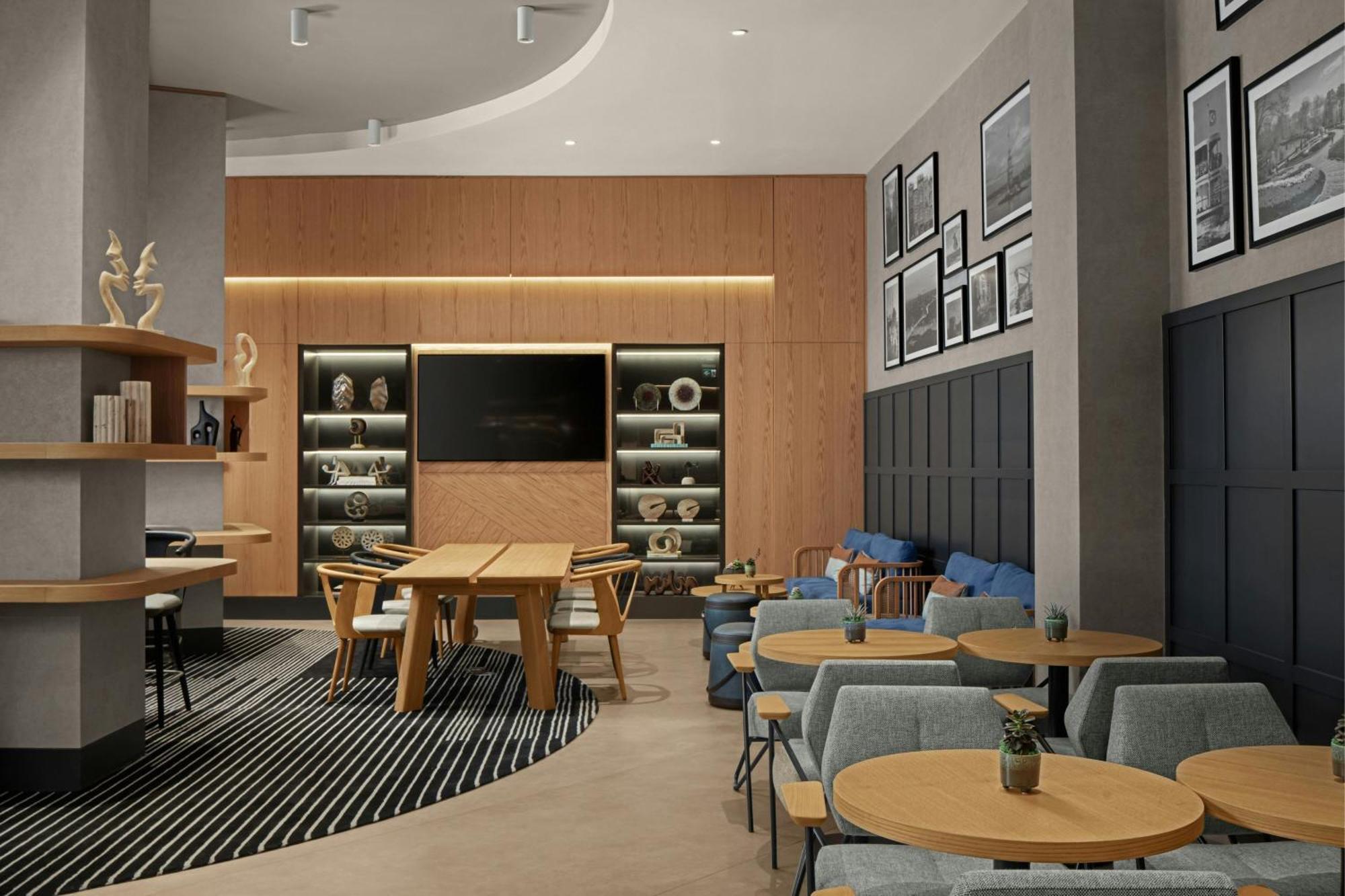 Four Points By Sheraton Pendik Hotel *