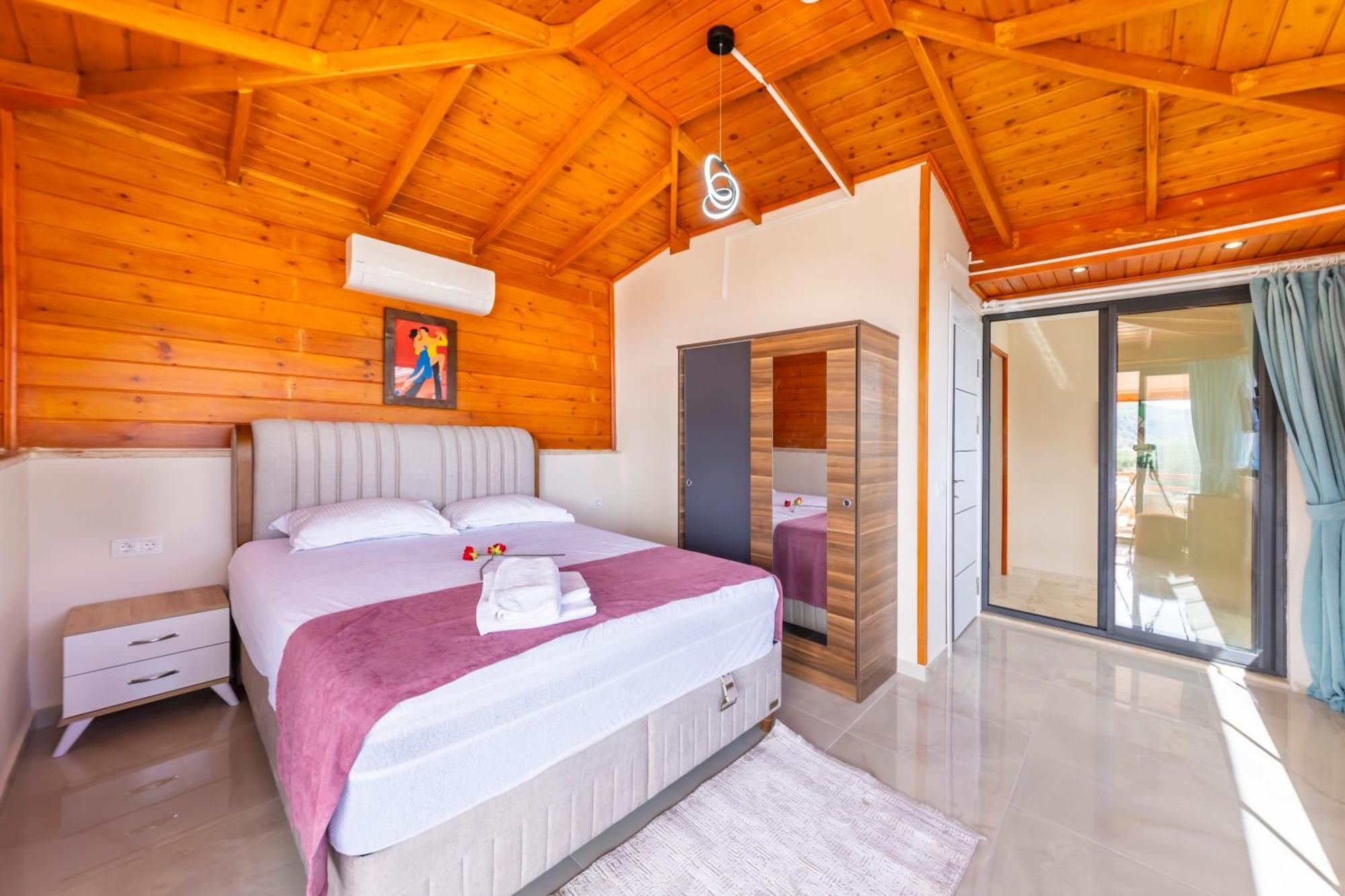 Villa Orpheus - Kalkan, Islamlar