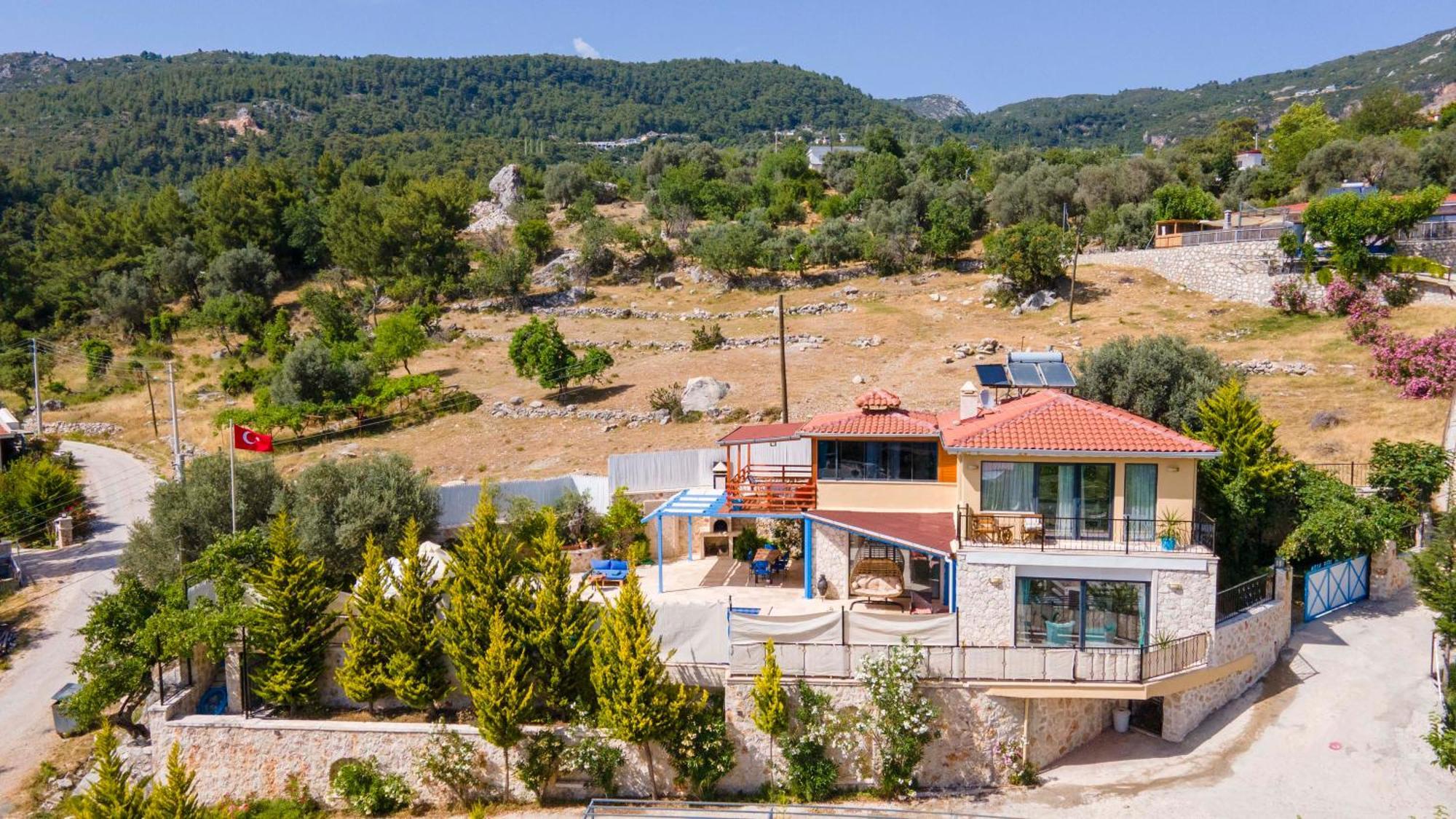 Orpheus - Kalkan, Islamlar