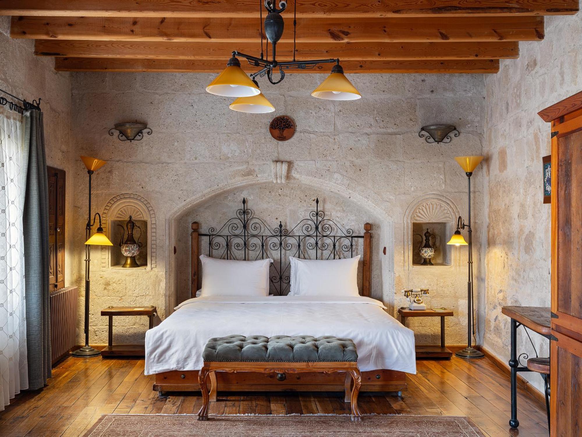 Kelebek Special Cave & Hotel 3*