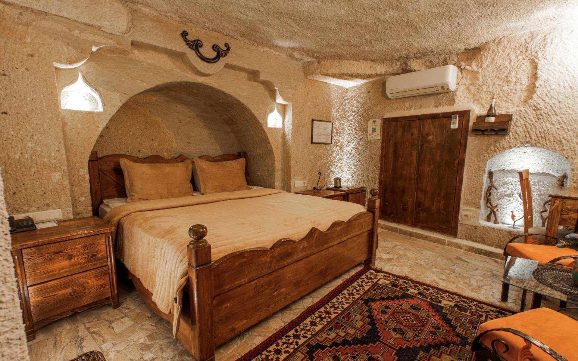 Maccan Cave Hotel Hotel