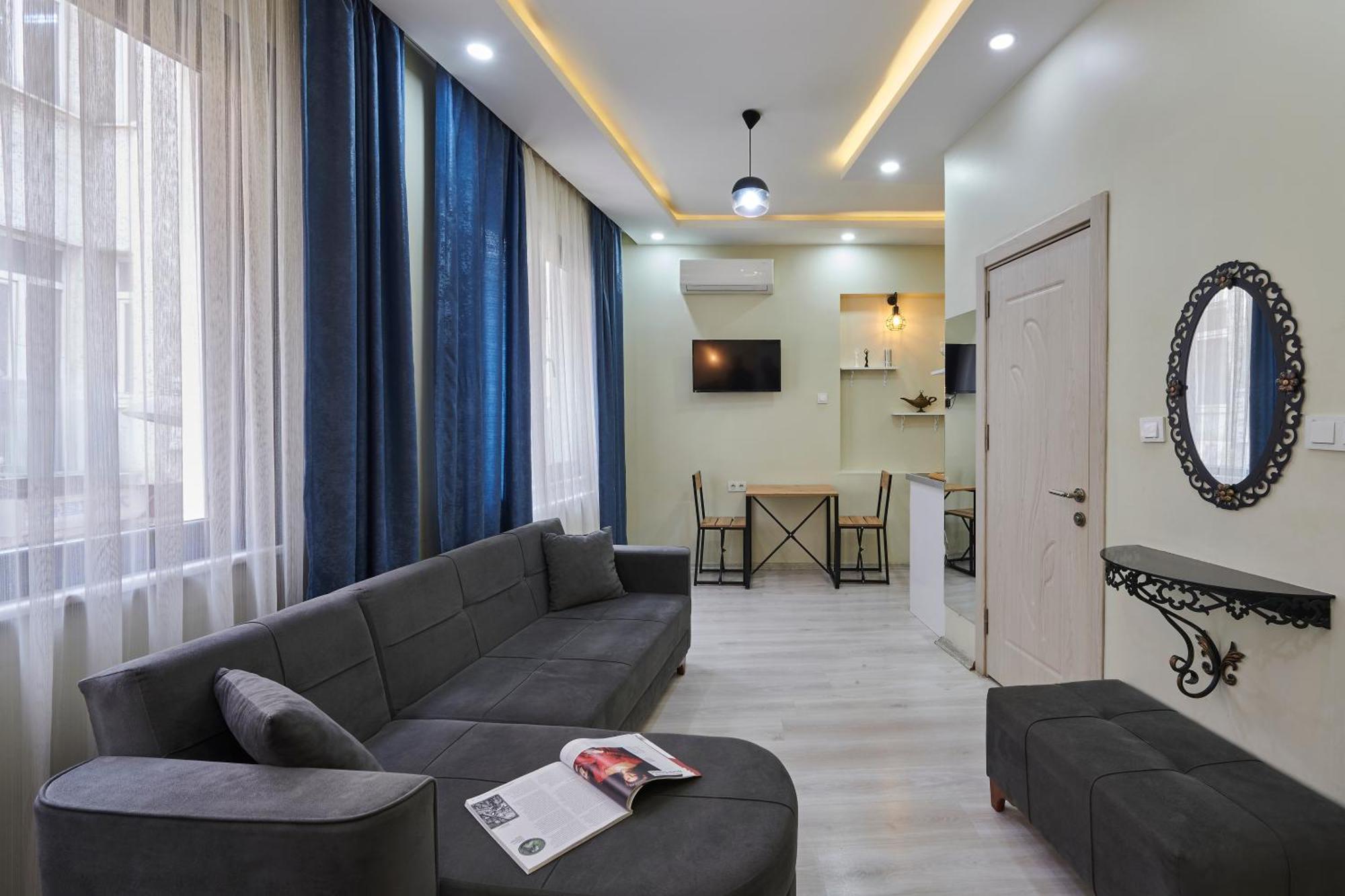 Pera Life Hotel