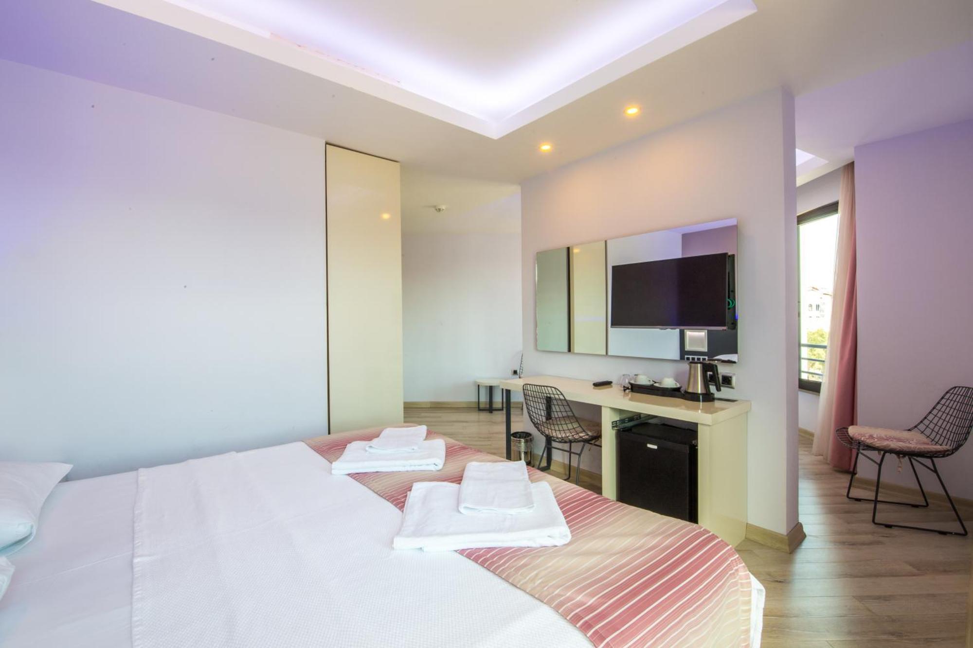 Sapphire Hotel 2*