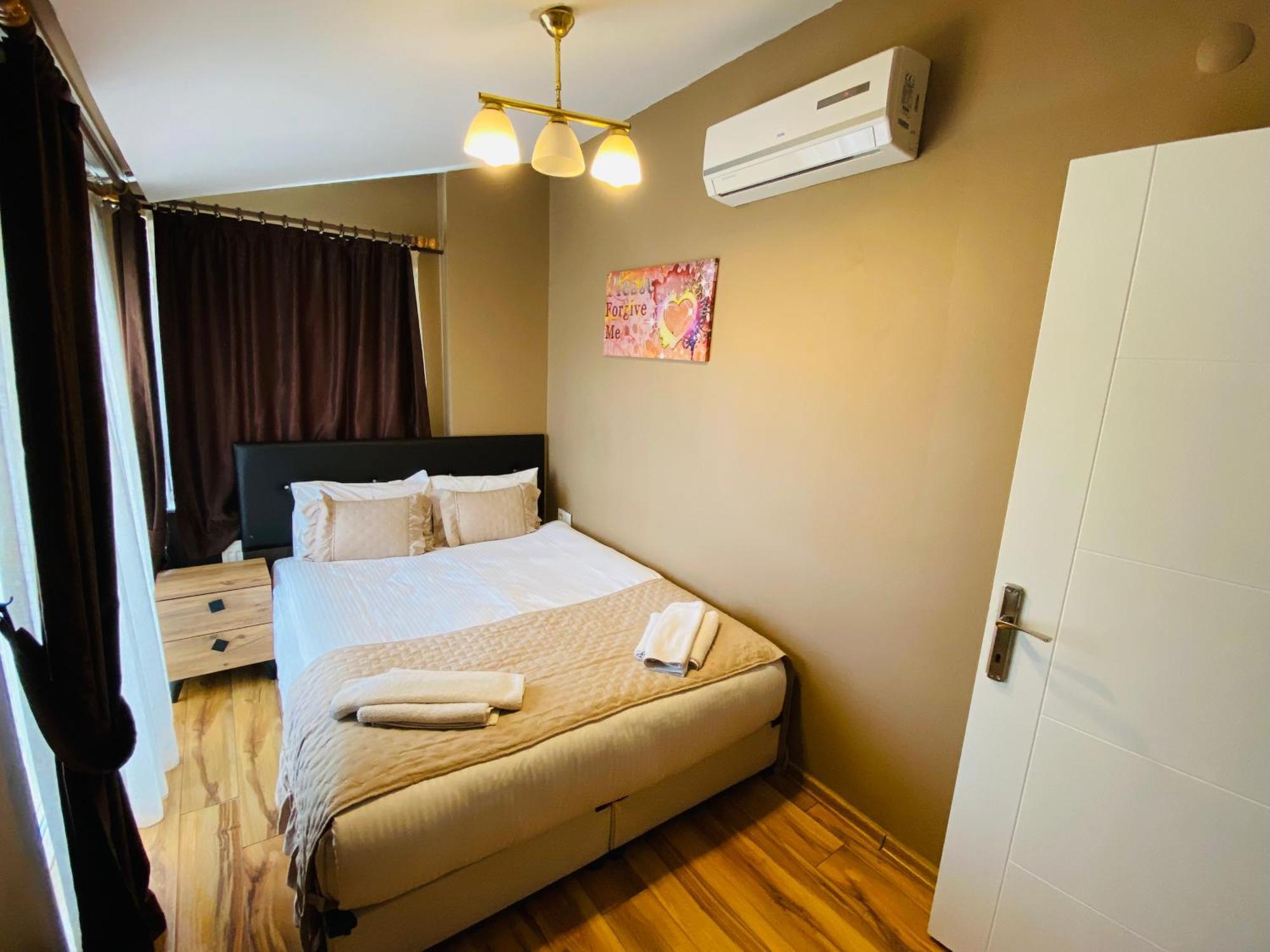 Royal Loft Aparthotel 4*