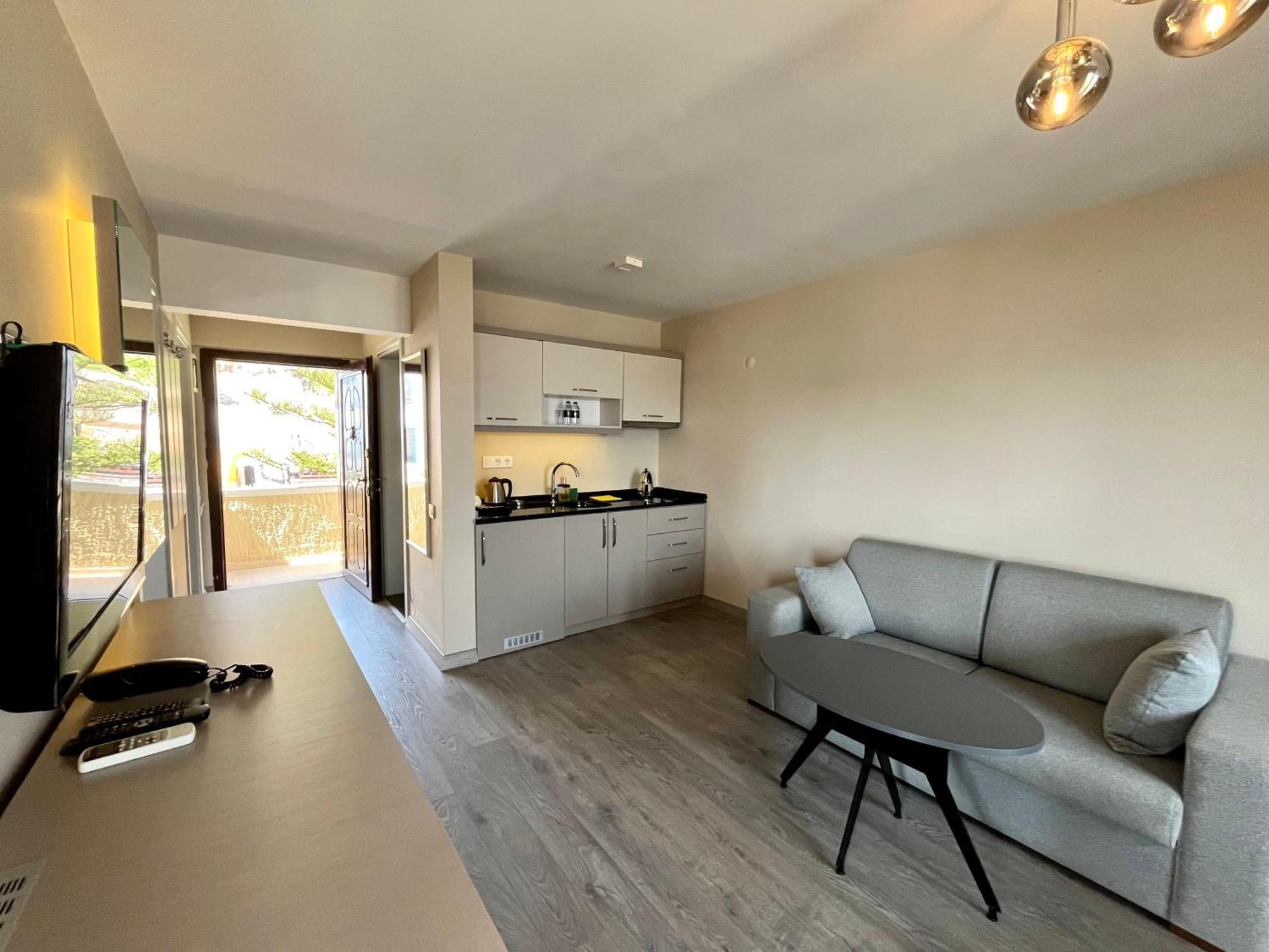 Hotel Farrys Boutique & Club -