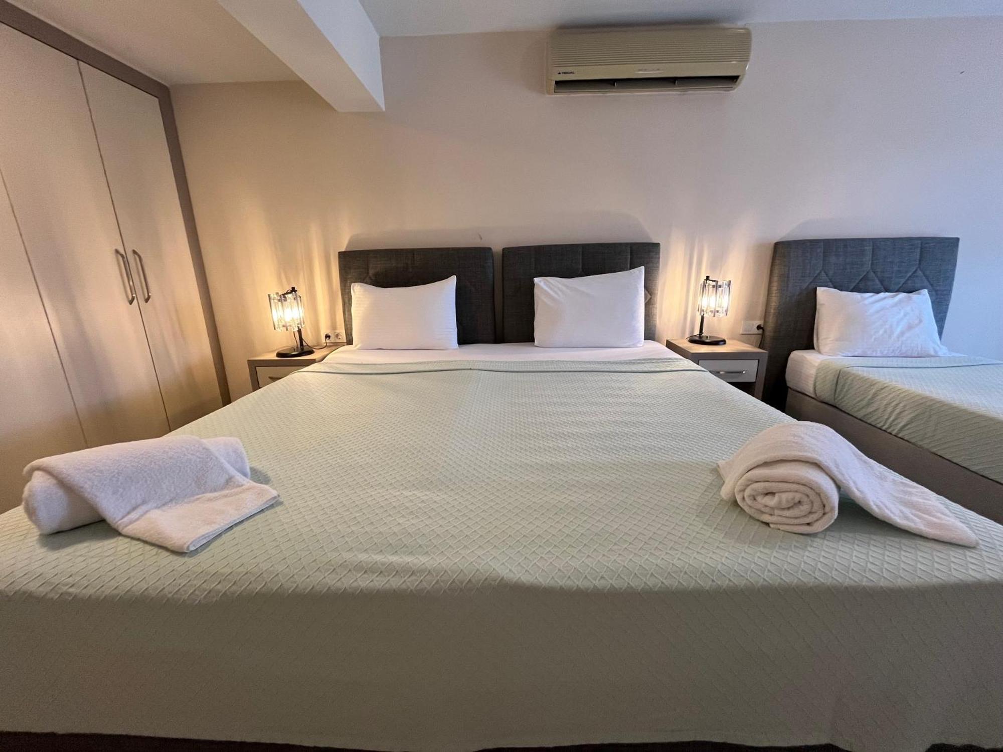 Farrys Boutique & Club - Hotel *