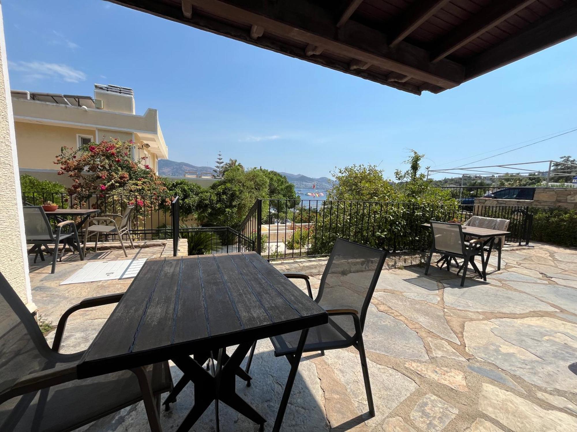 Hotel Farrys Boutique & Club -
