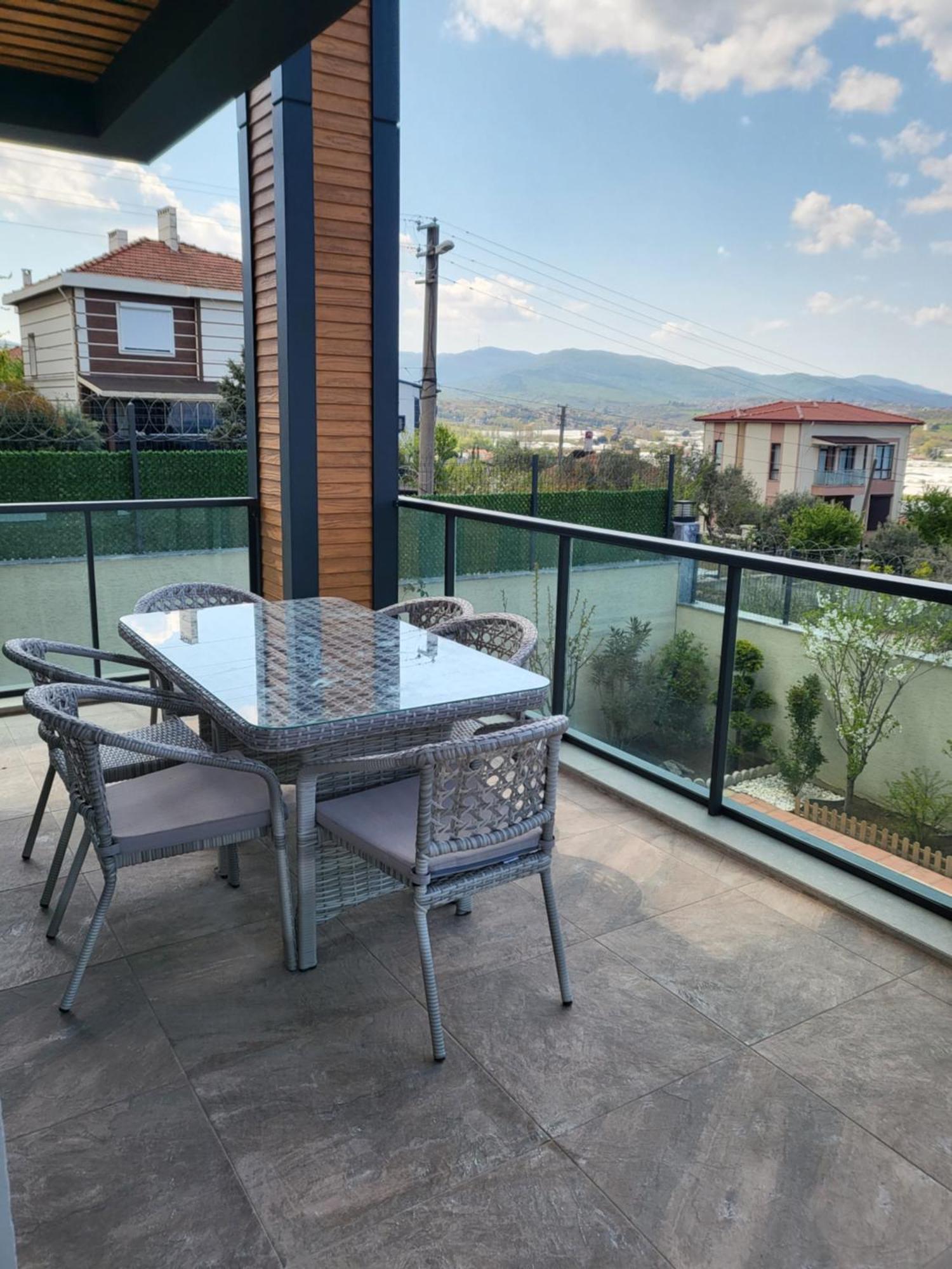Comfort 4 Bedroom Yalova View Villa