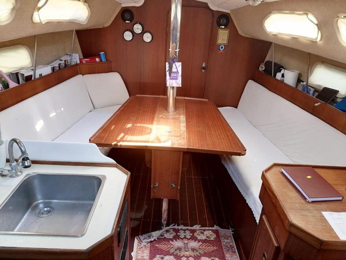 2-cottage Yacht With 2 Showers Datca