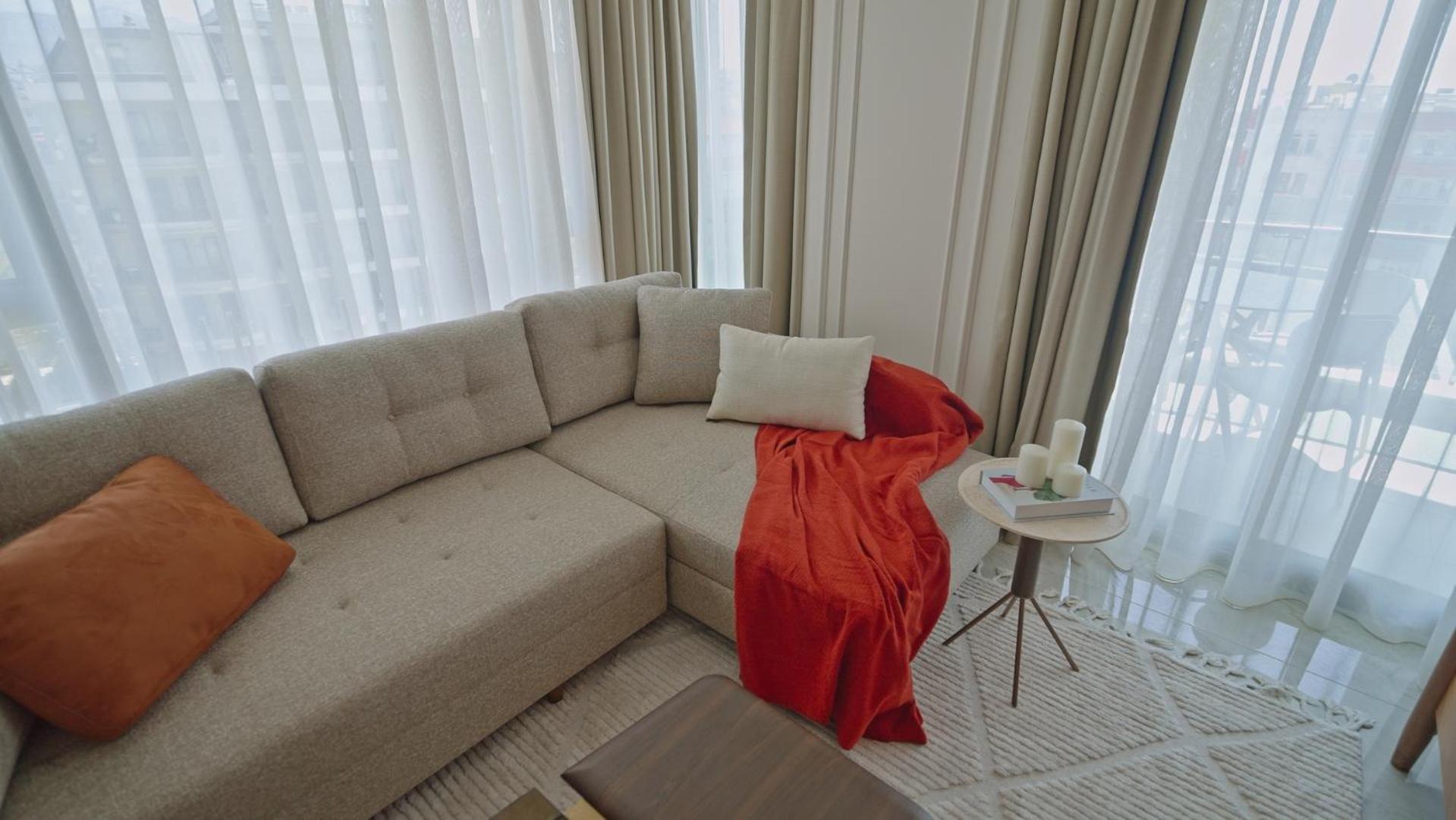 Expensive Apartments, But Won't Find Better Apartment *