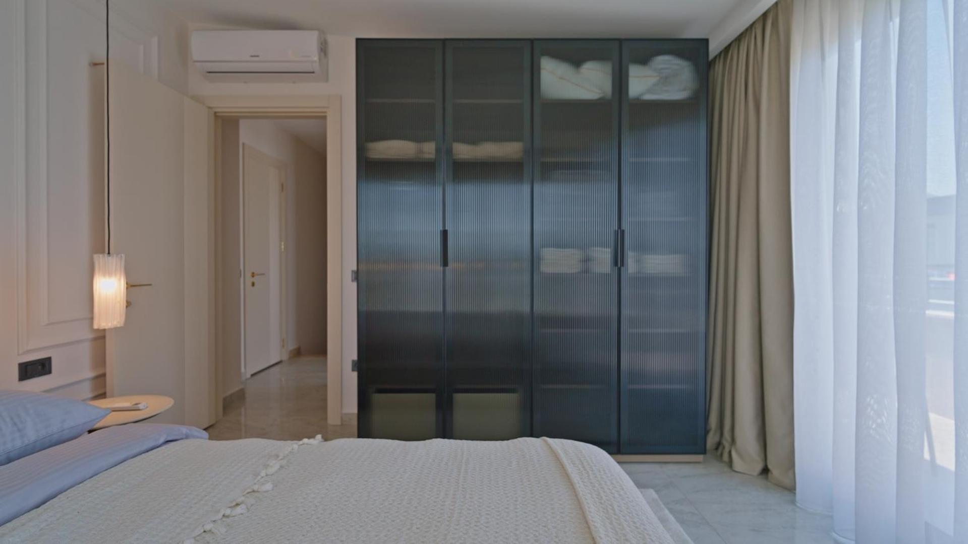 Expensive Apartments, But Won't Find Better Apartment *