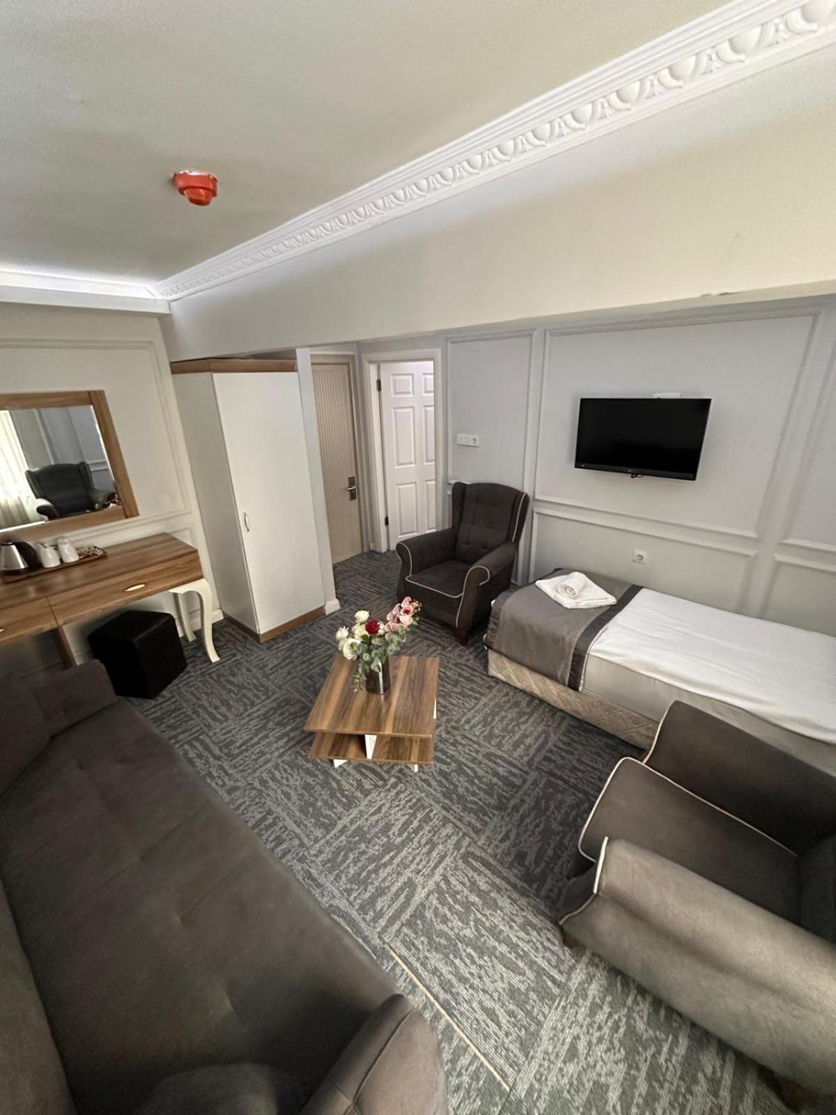 Grand Heykel Hotel